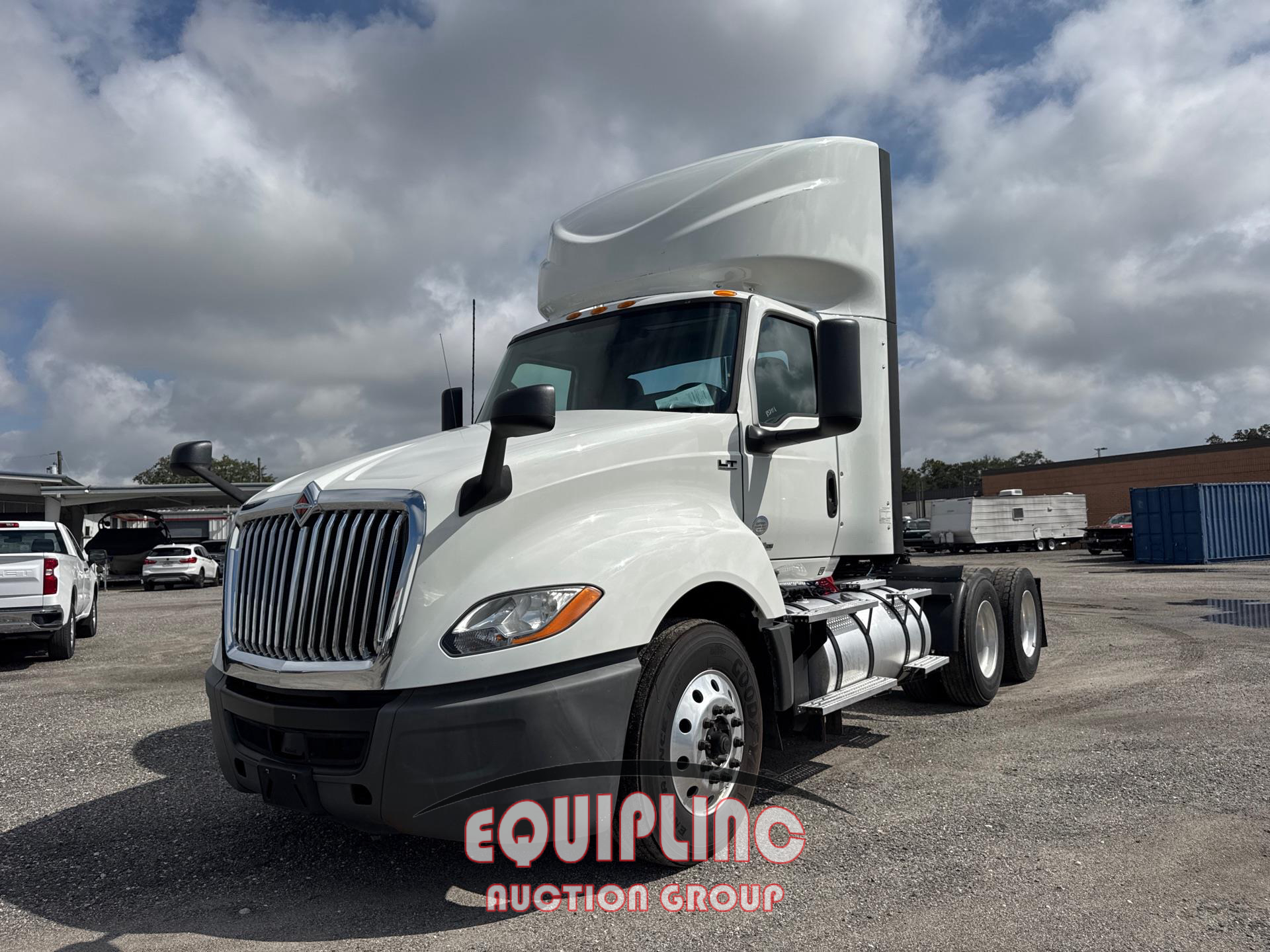 2020 International LT625