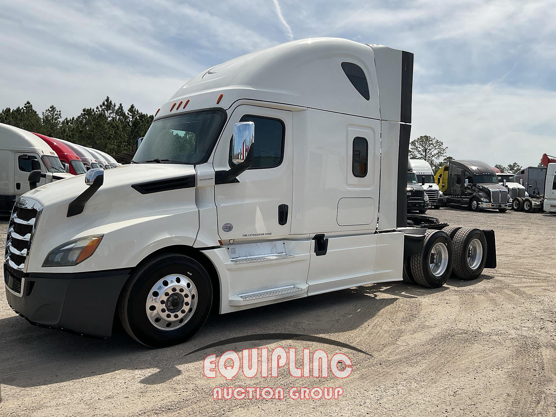 2020 Freightliner CASCADIA