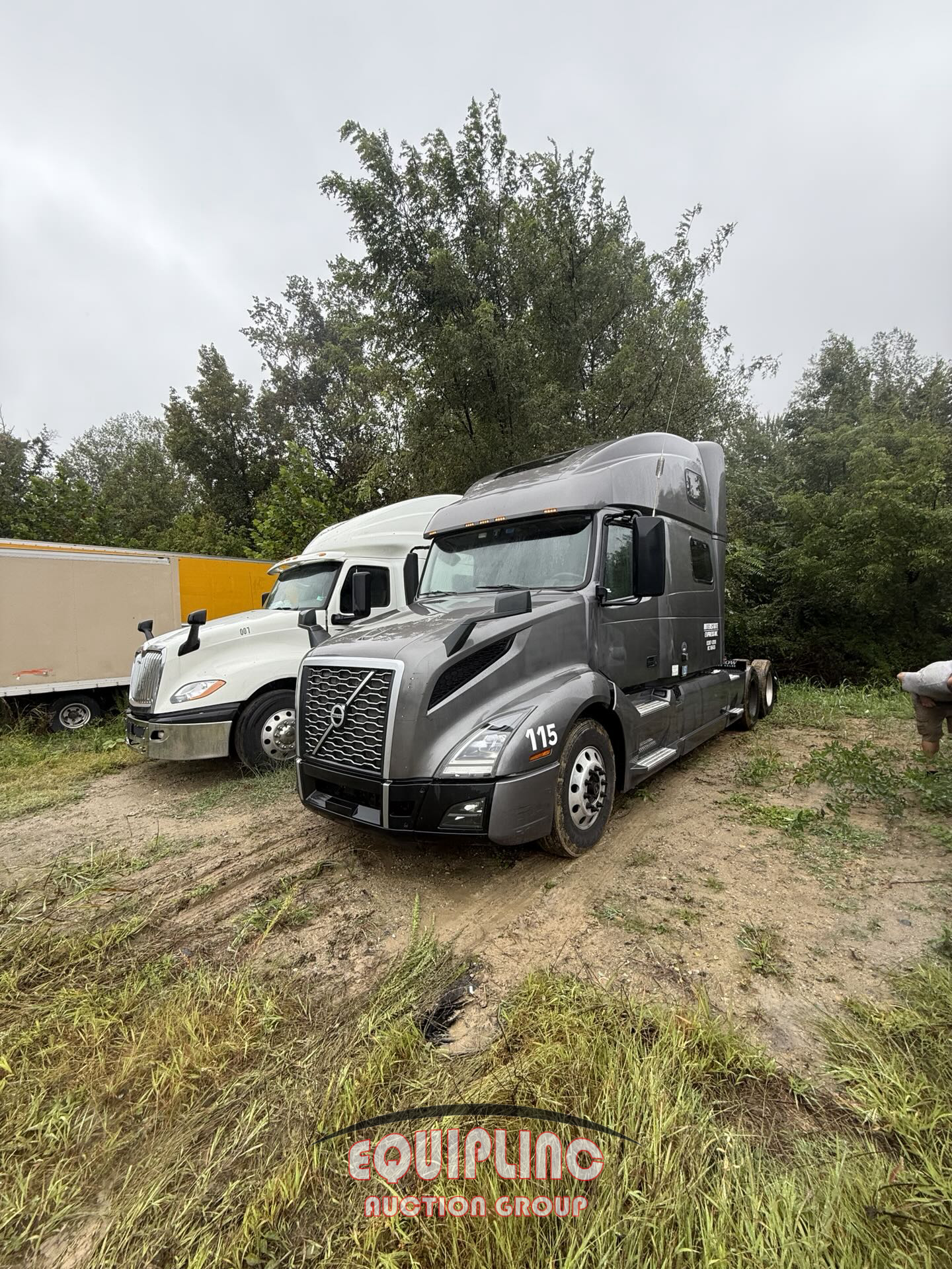2020 Volvo VNL64T860