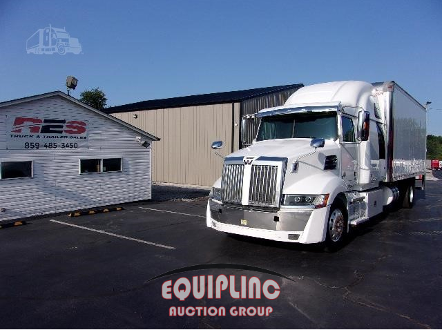 2020 Western Star 5700 XE
