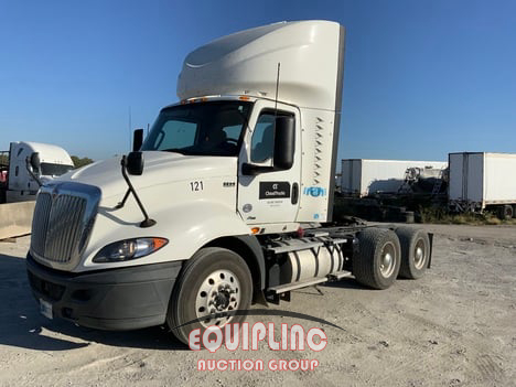 2018 International RH613