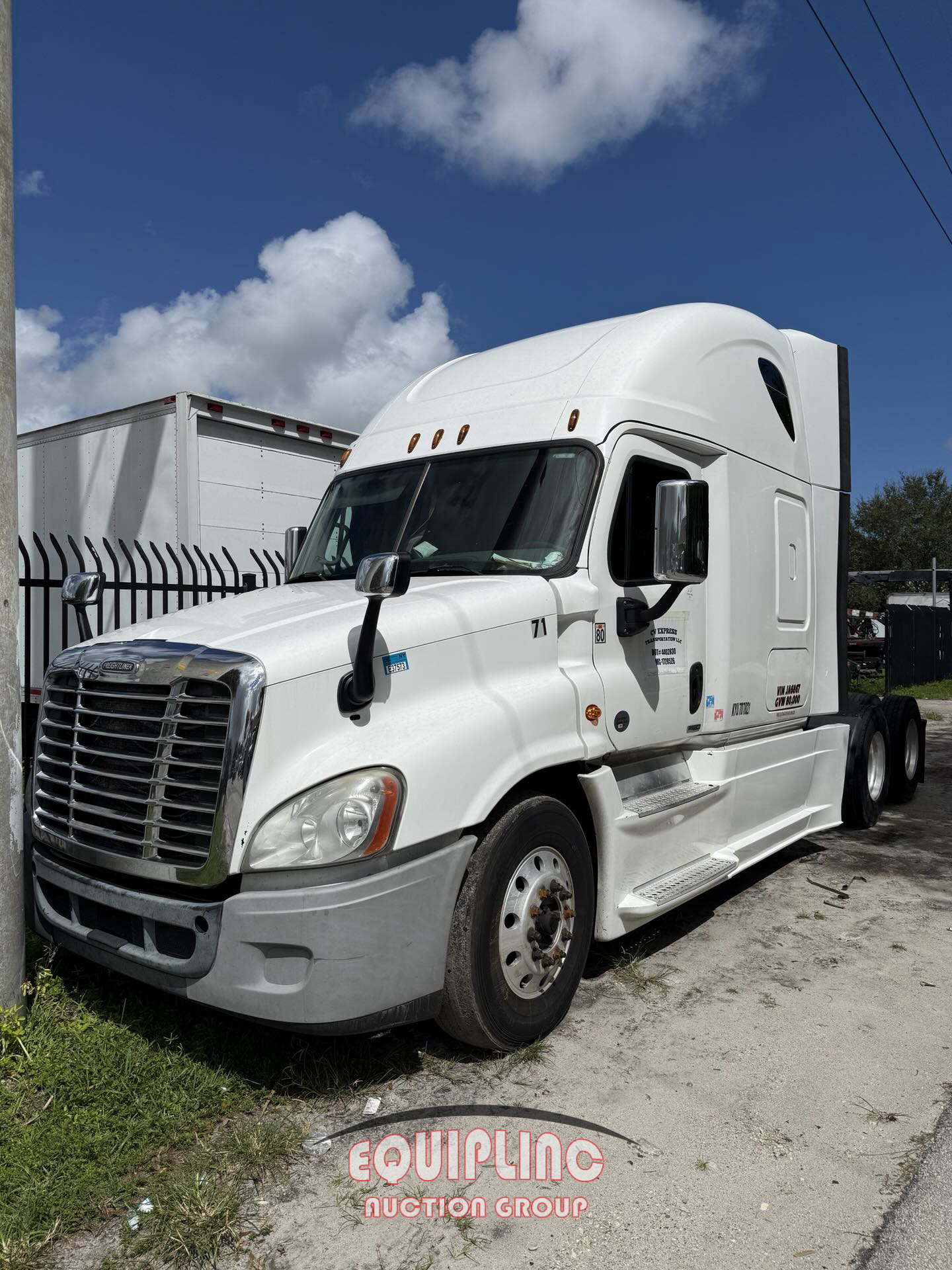 2017 Freightliner CASCADIA