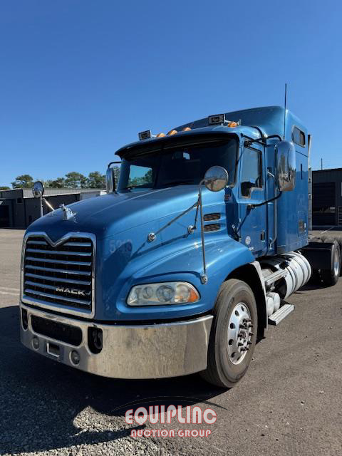 2015 Mack CXU613