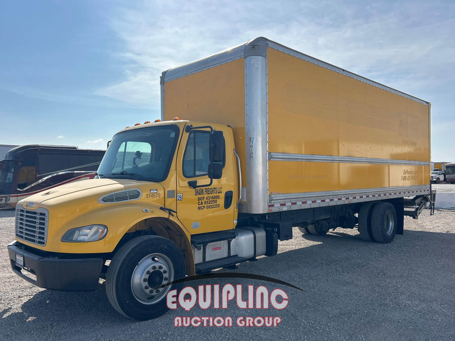 2018 Freightliner M2