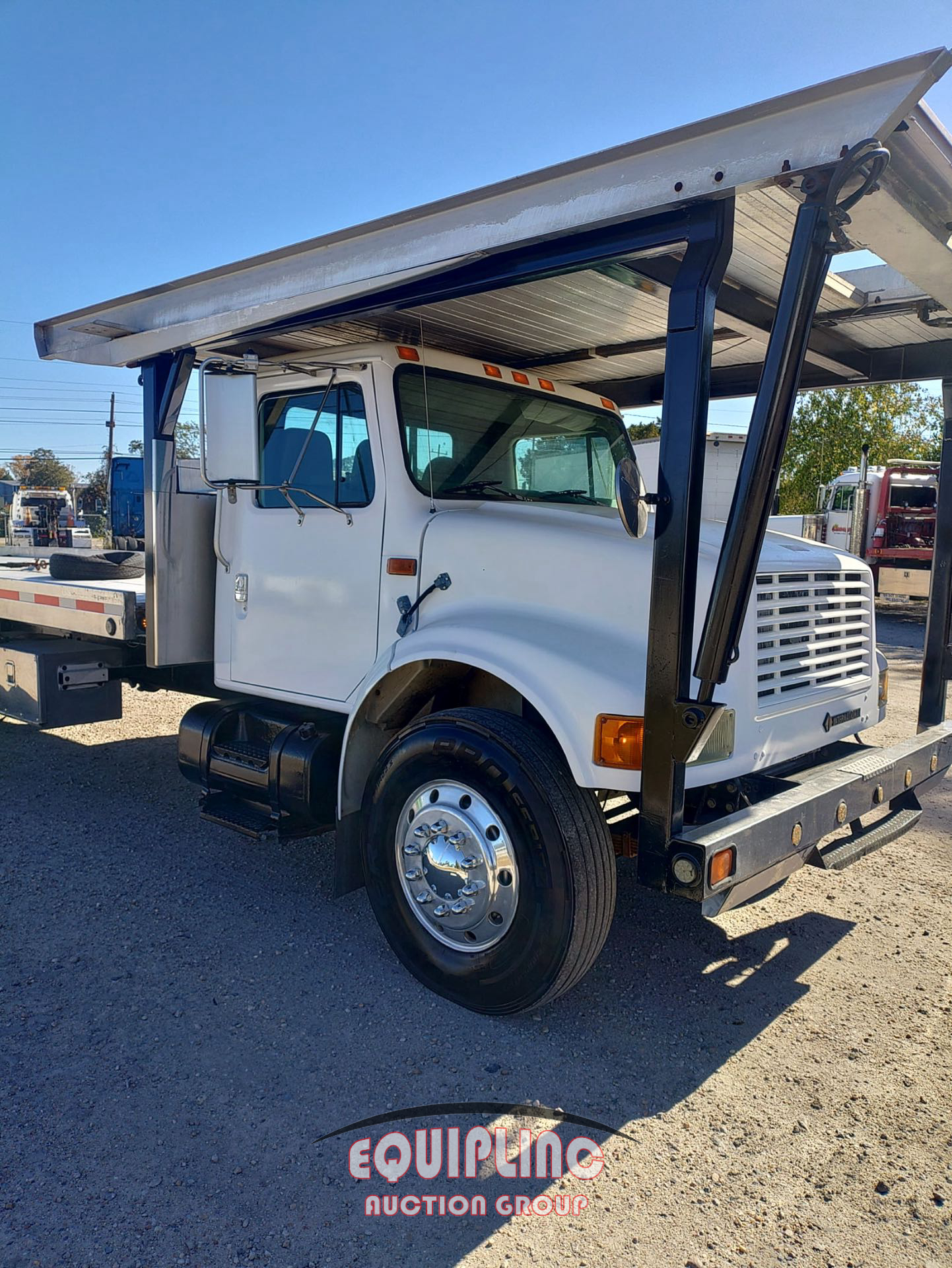 2000 International 4900