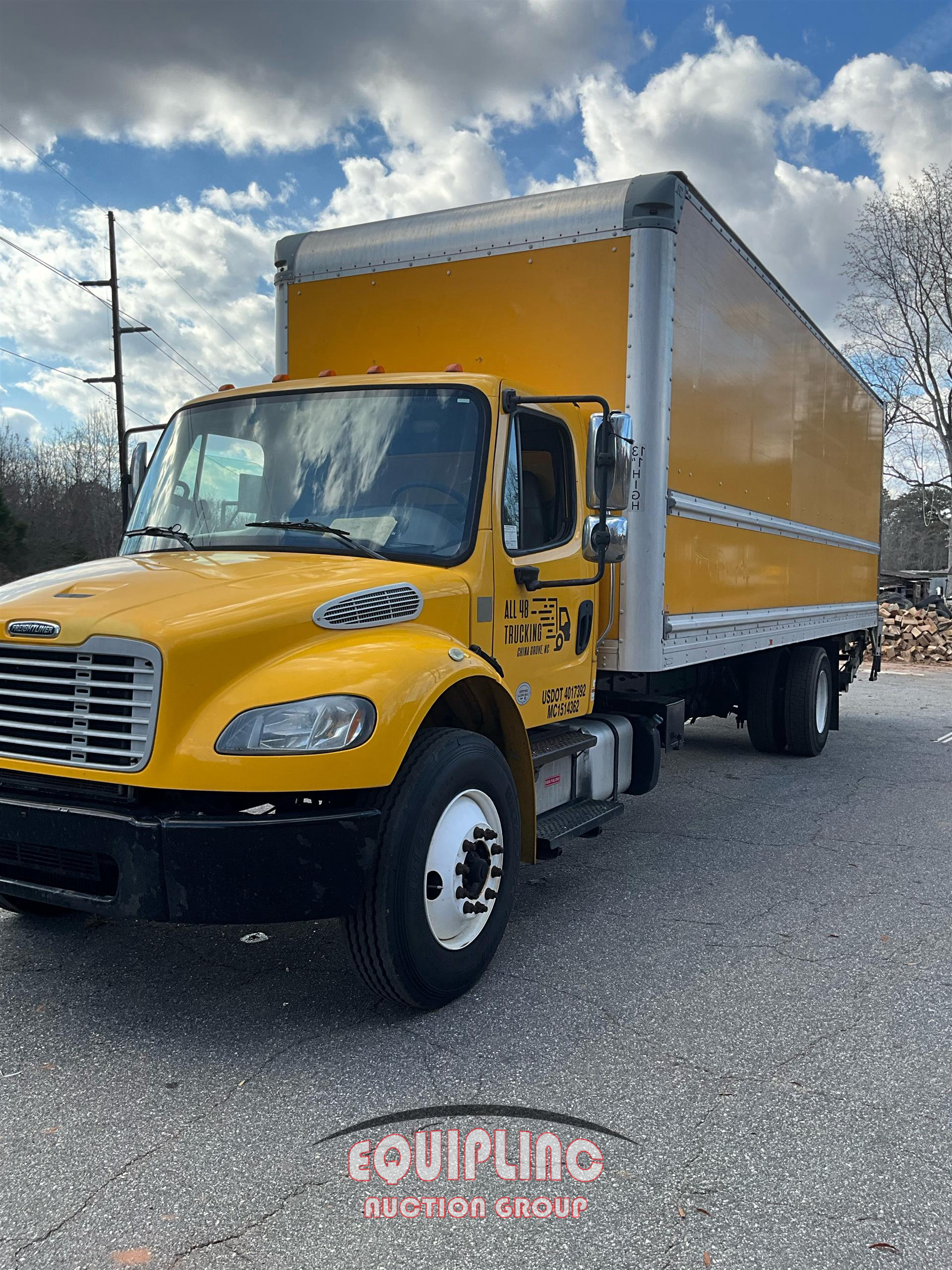 2017 Freightliner M2