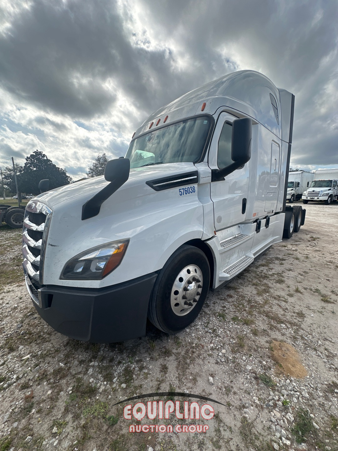 2020 Freightliner CASCADIA