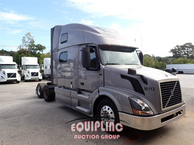 2016 VOLVO TRUCK VNL