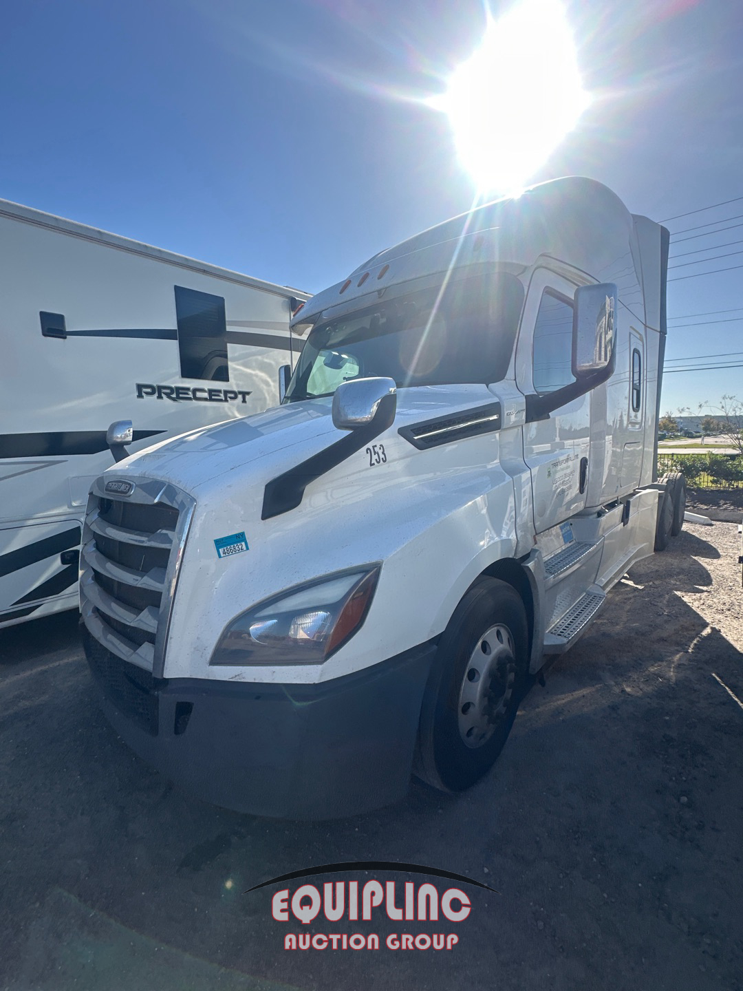 2020 Freightliner Cascadia