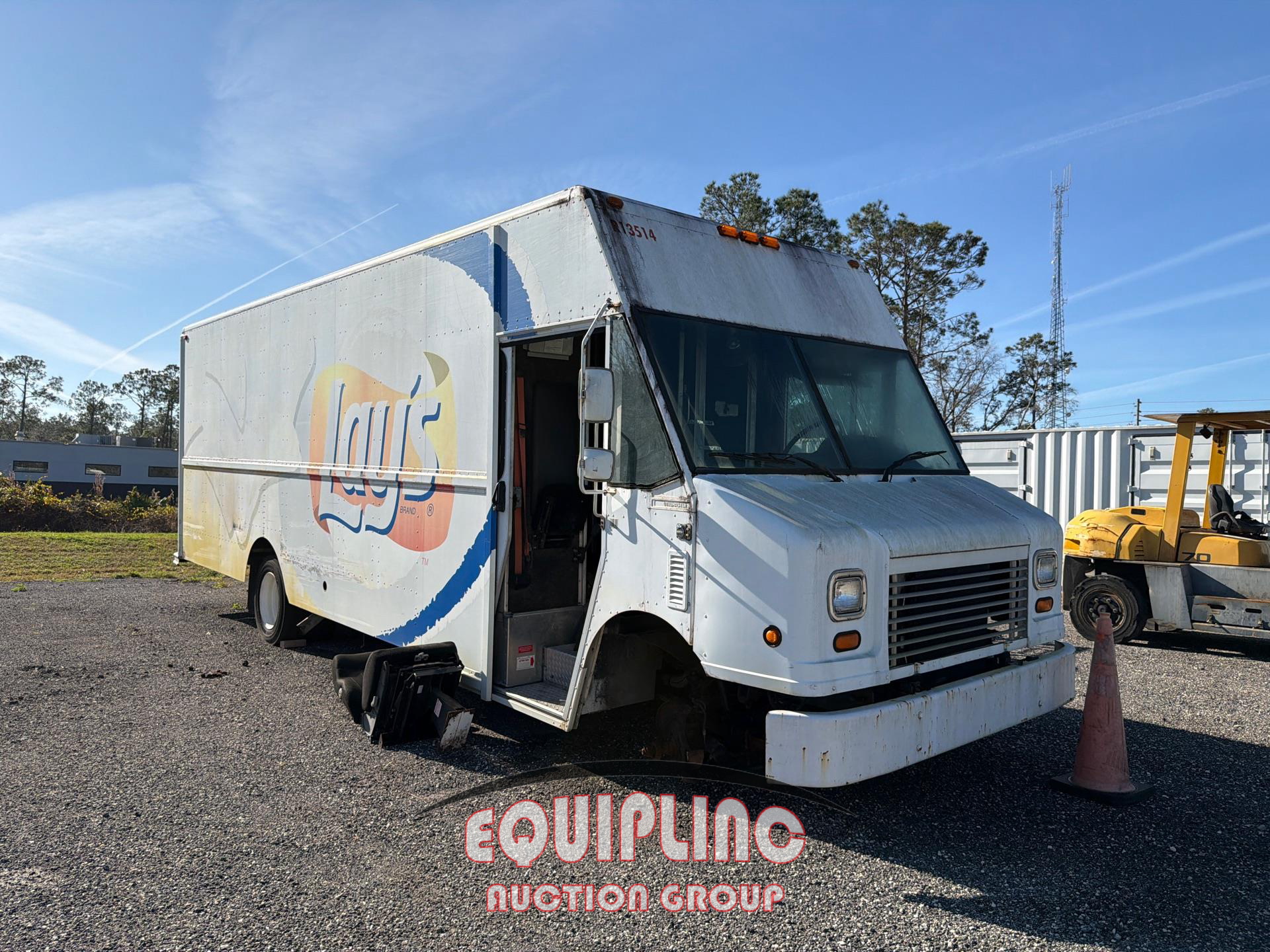 2005 Freightliner MT45 Chassis