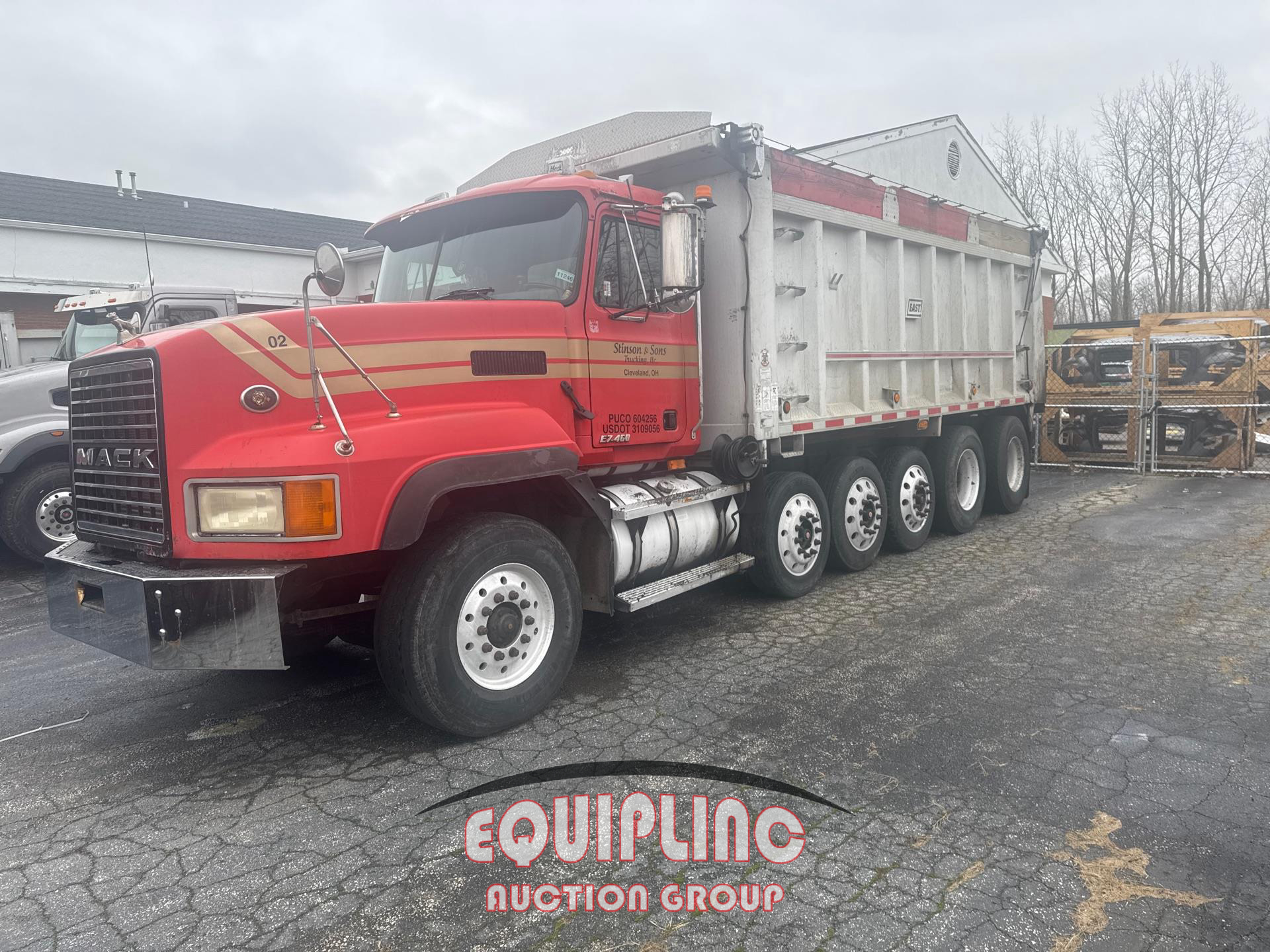 2000 Mack CL713