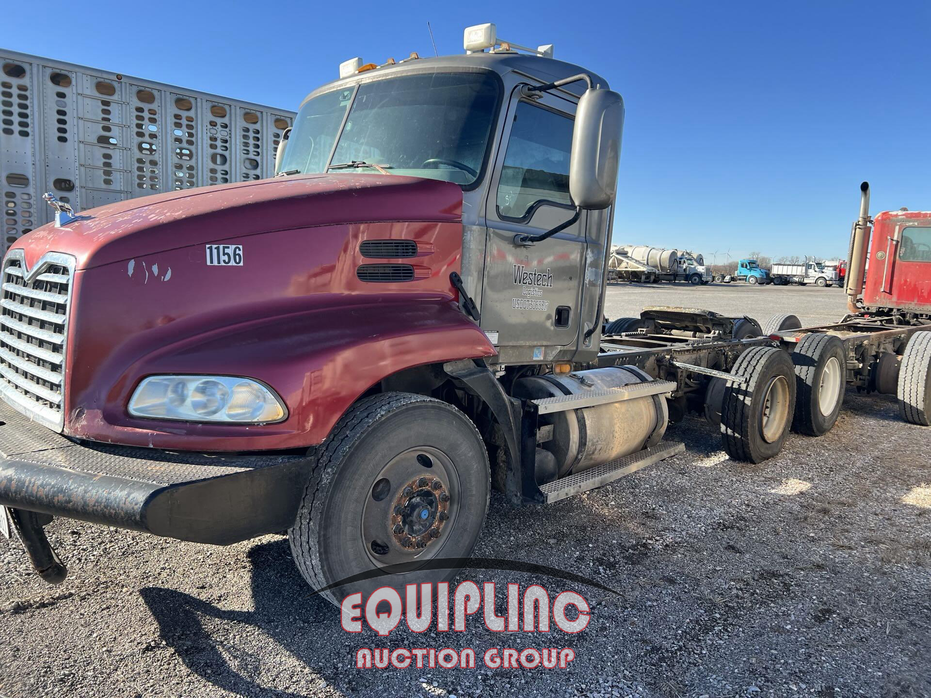 2005 Mack CXN613