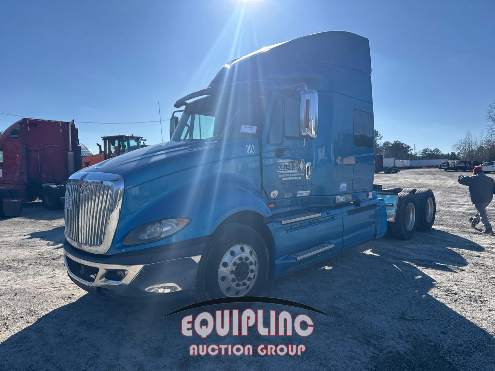 2016 International LF687