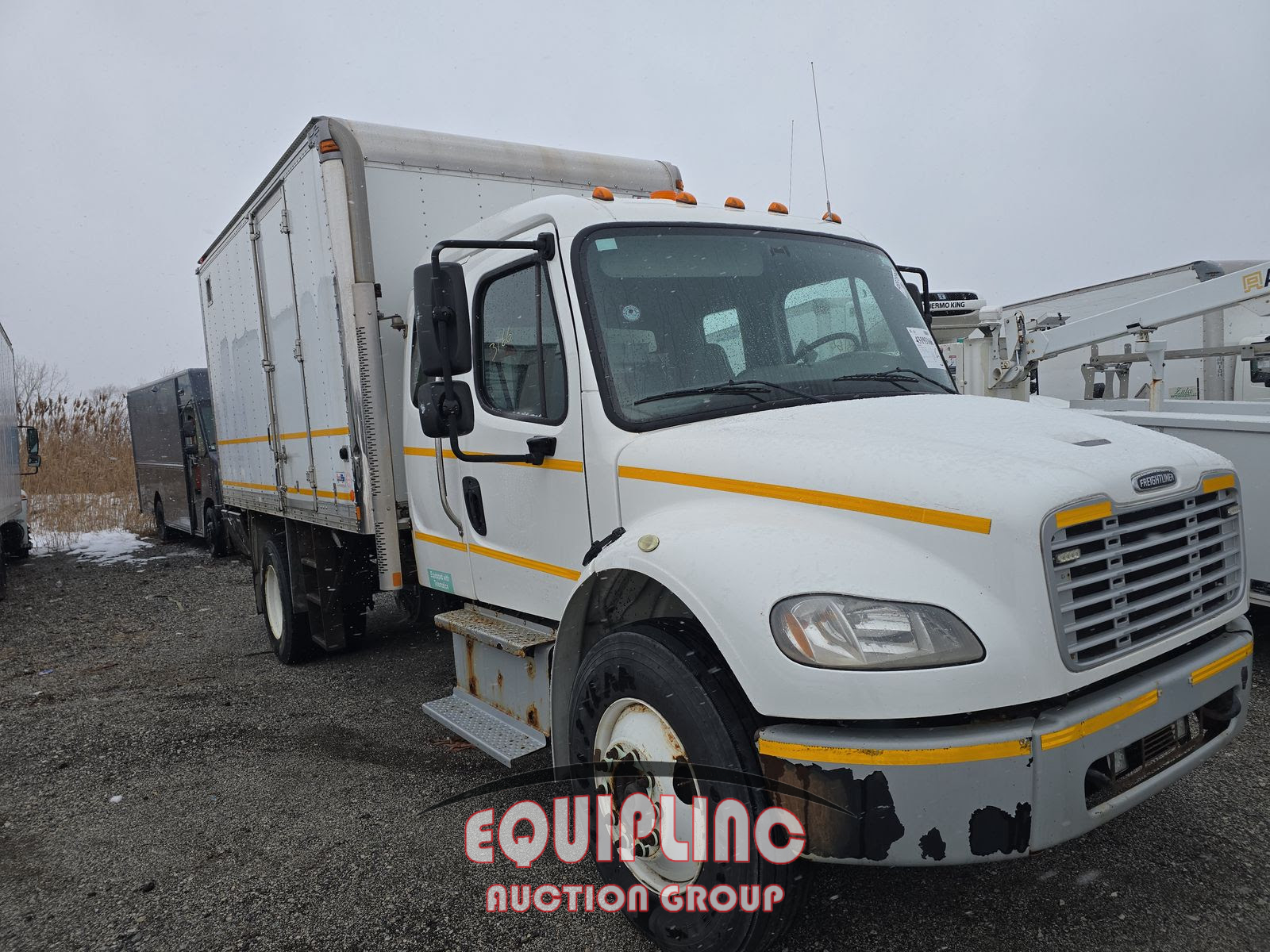 2016 Freightliner M2 106 4X2 S/A SERVICE BODY