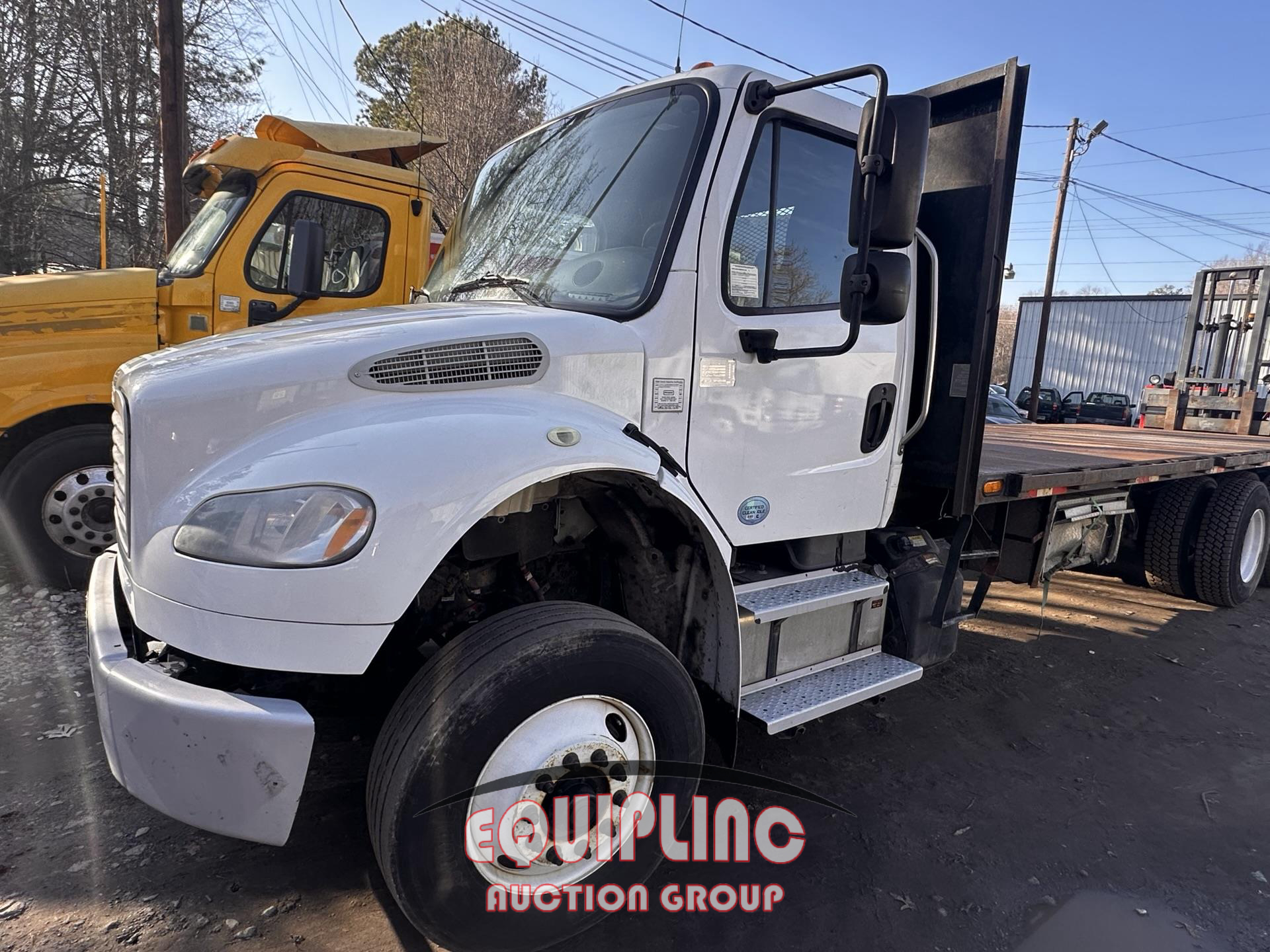 2015 Freightliner M2 106 T/A 6X4 FLATBED 