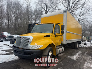 2018 International 4300 26FT BOX TRUCK