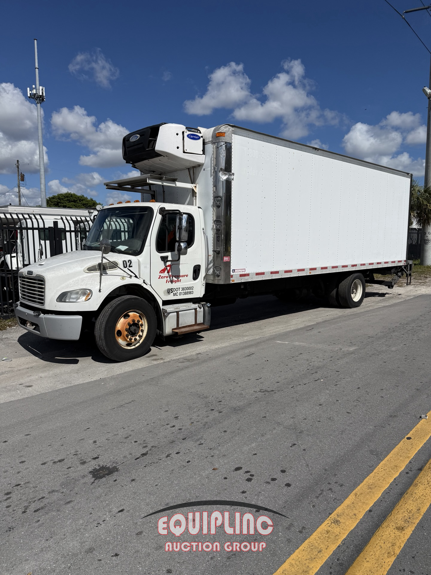 2015 Freightliner M2 4X2 26FT REEFER BOX TRUCK