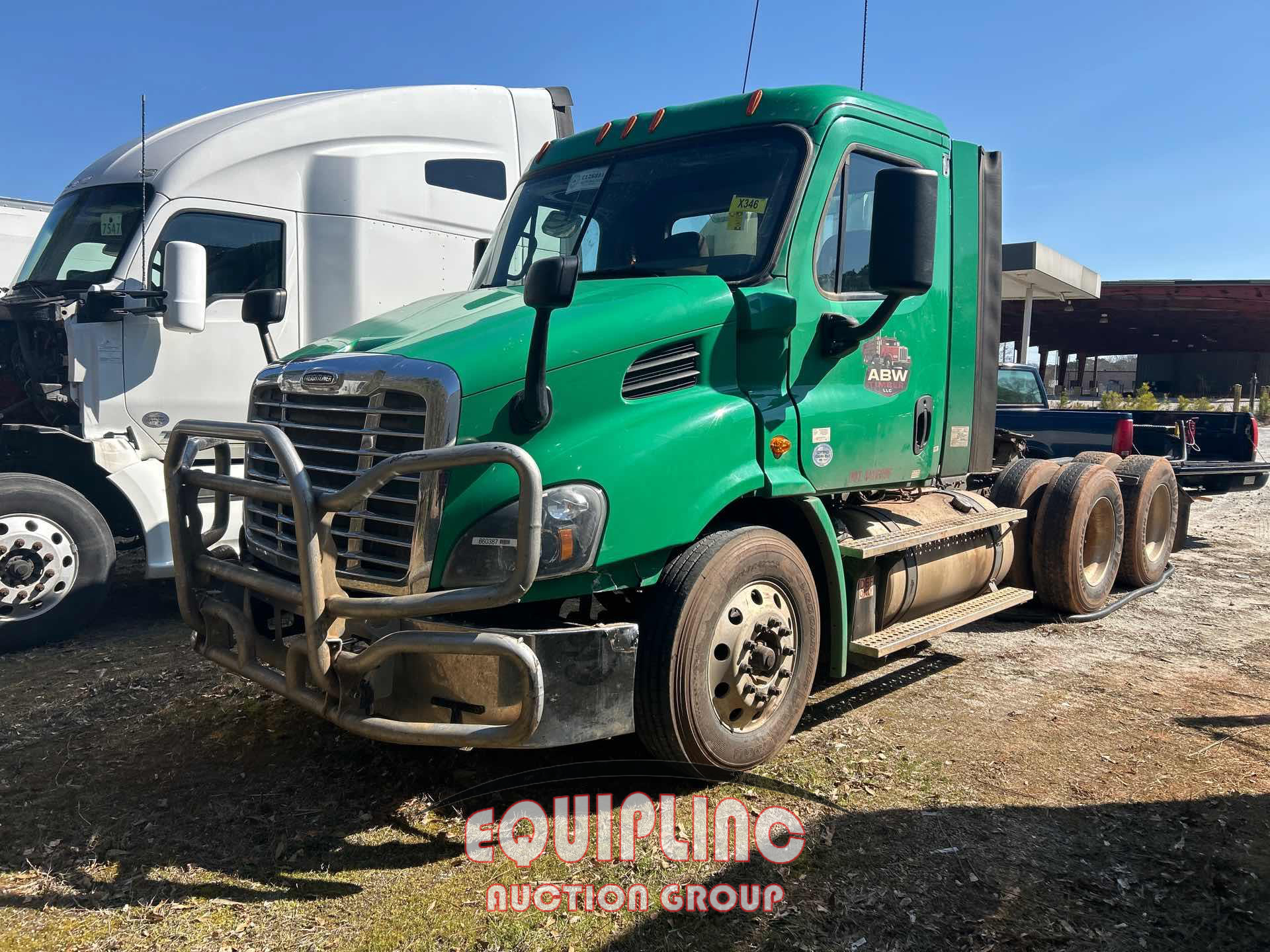 2019 Freightliner Cascadia CA113DC 6X4 T/A DAY C