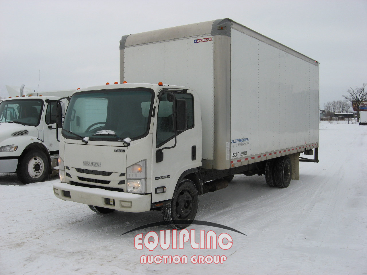 2019 Isuzu NPR 4X2 S/A  20FT BOX TRUCK