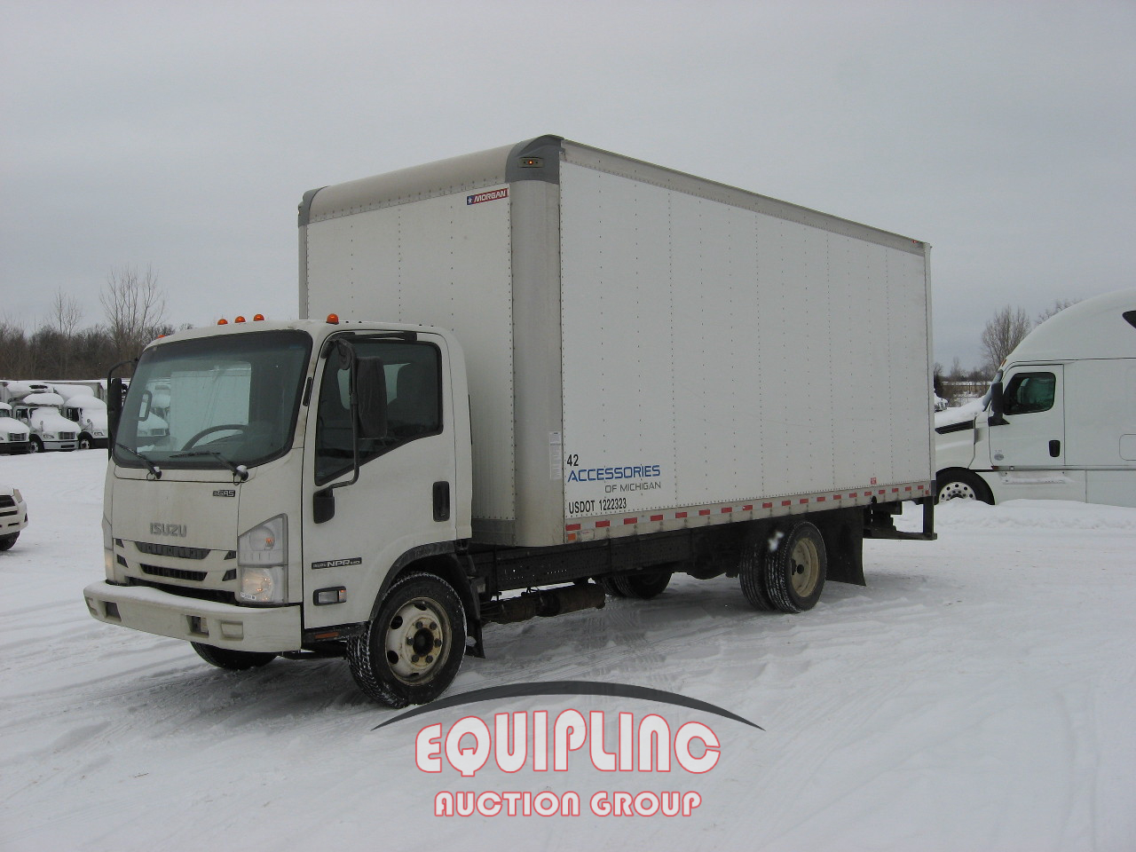 2019 Isuzu NPR 4X2 S/A  20FT BOX TRUCK