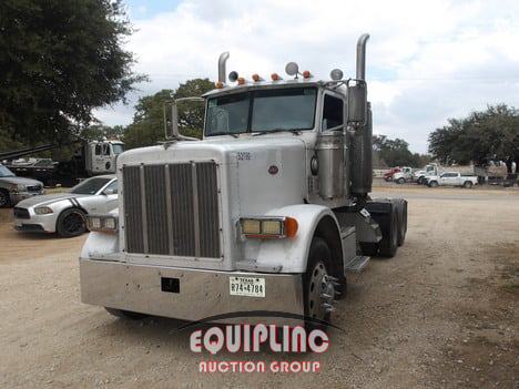 2007 Peterbilt 376 6X4 T/A DAY CAB TRUCK TRAC