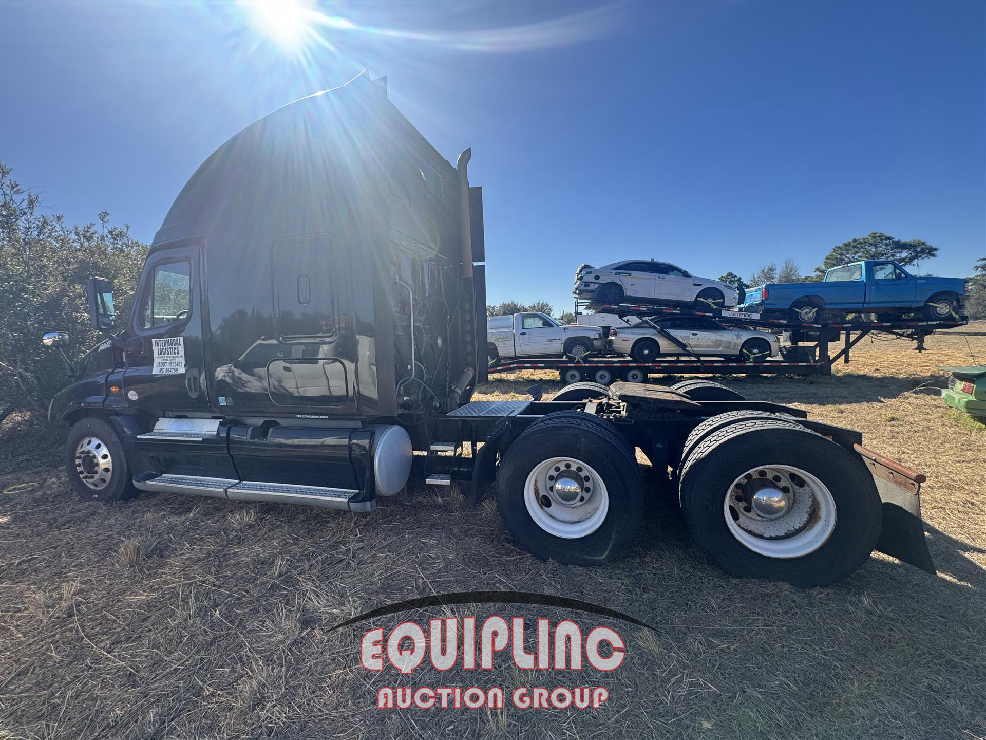 2014 Freightliner CASCADIA