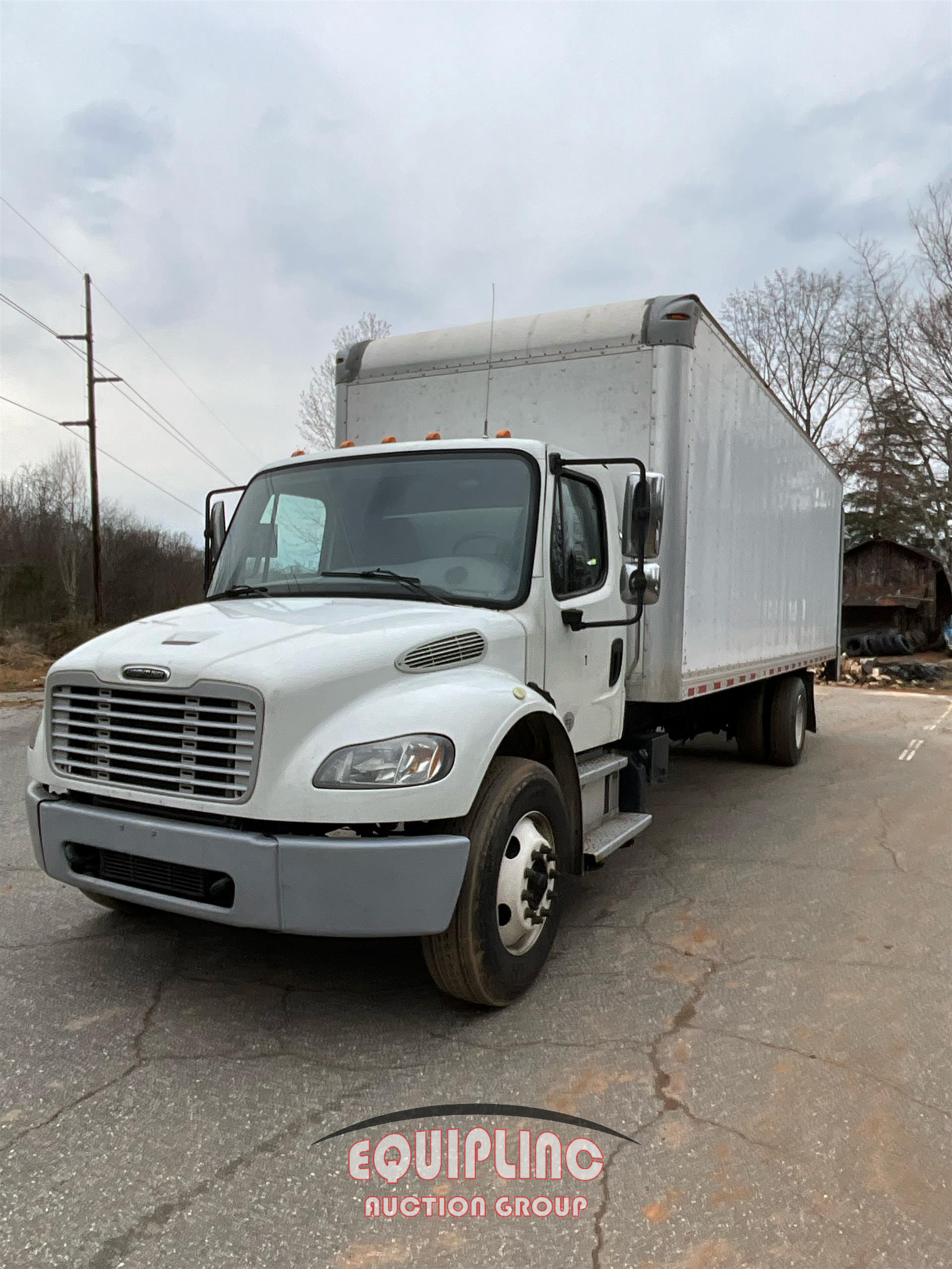 2019 Freightliner M2 4X2 S/A 26FT NON CDL BOX TR