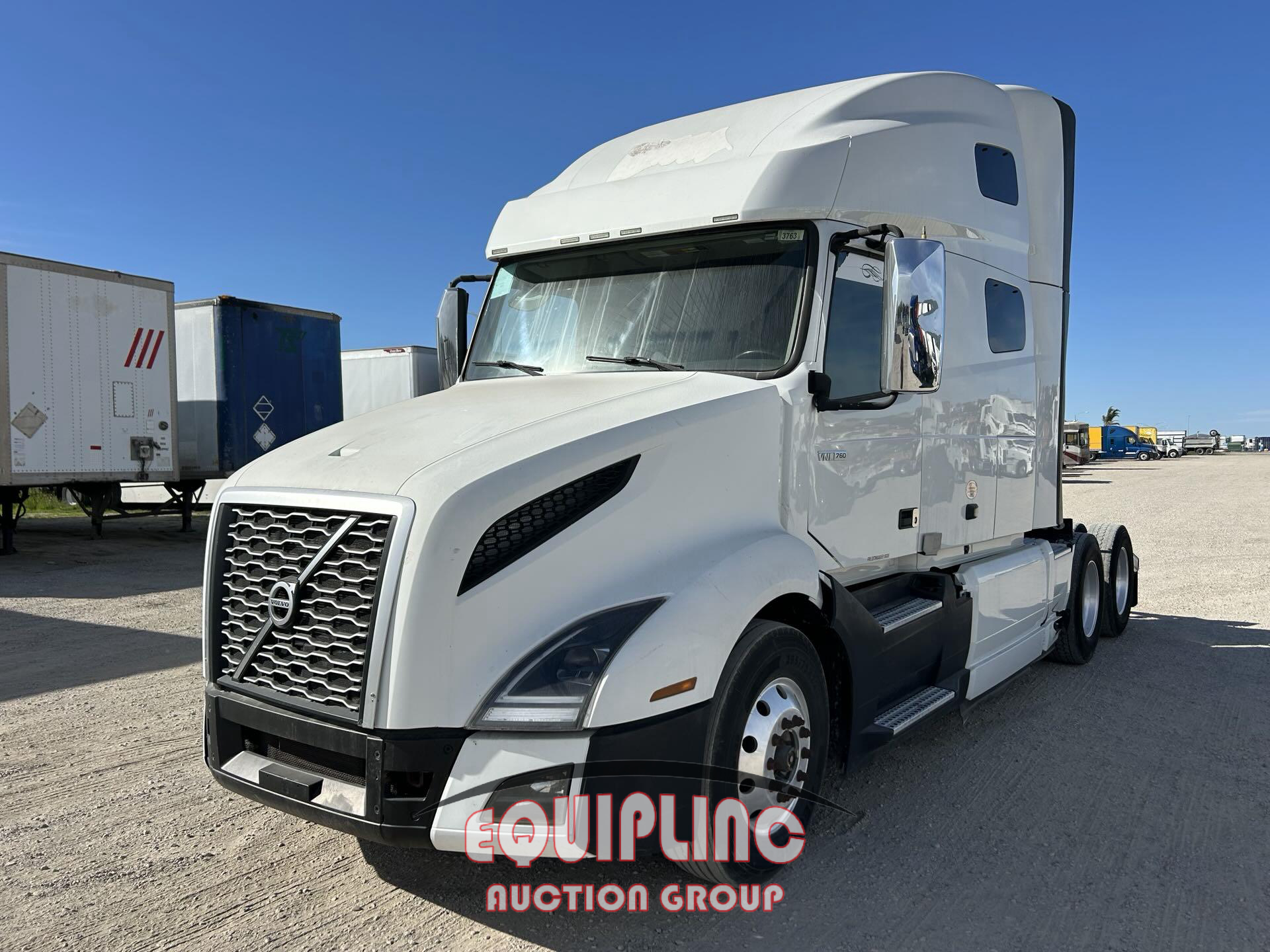 2020 VOLVO TRUCK VNL760 6X4 T/A SLEEPER TRUCK T