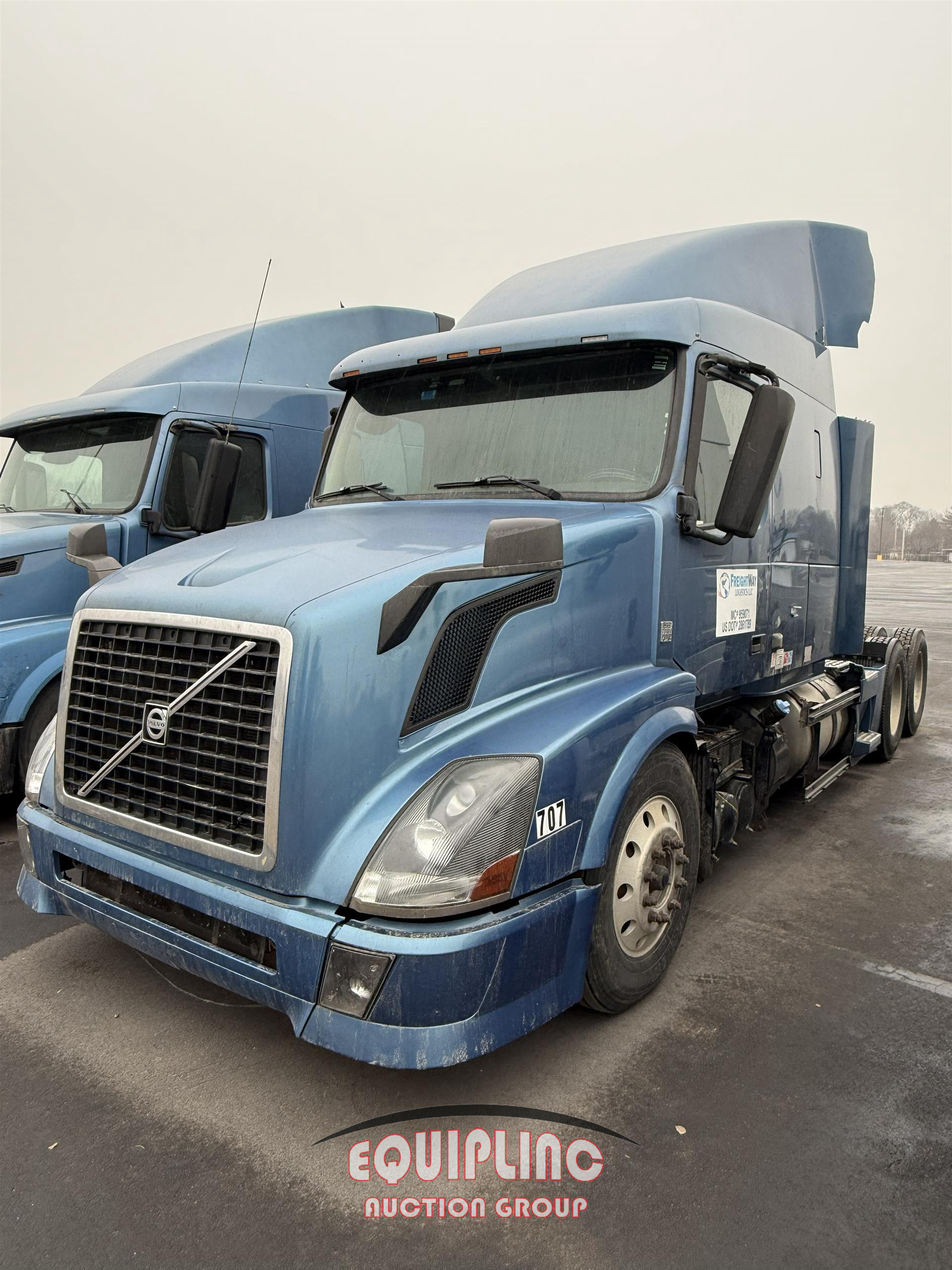 2013 Volvo VNL630 6X4 T/A SLEEPER TRUCK T