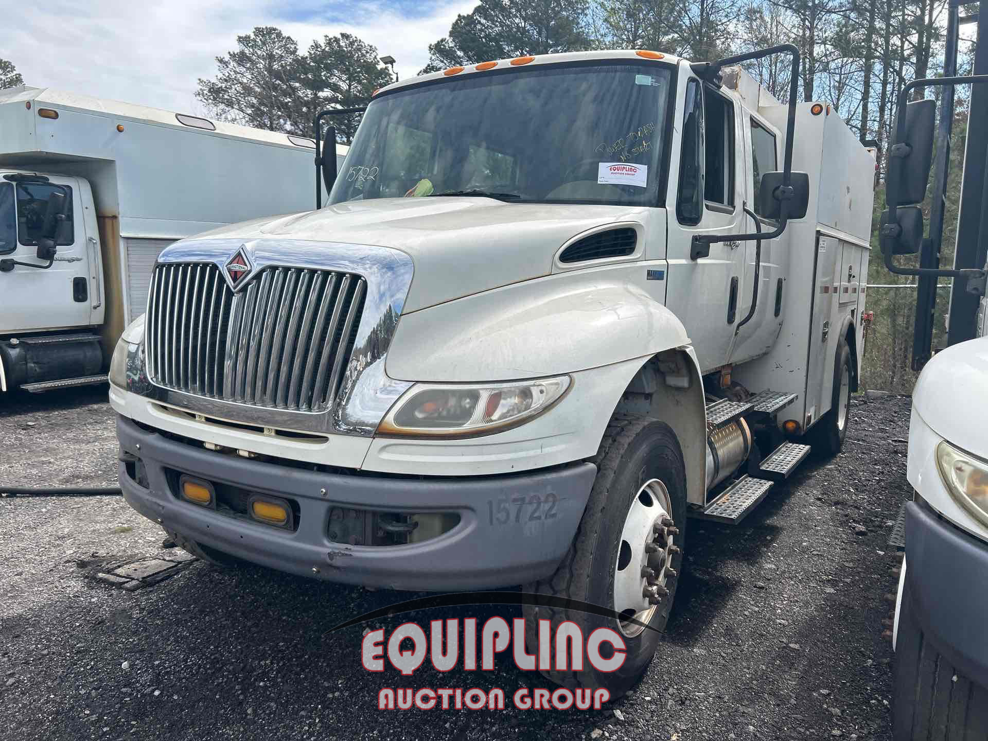 2012 International 4300 4X2 S/A UTILITY BODY TRUC