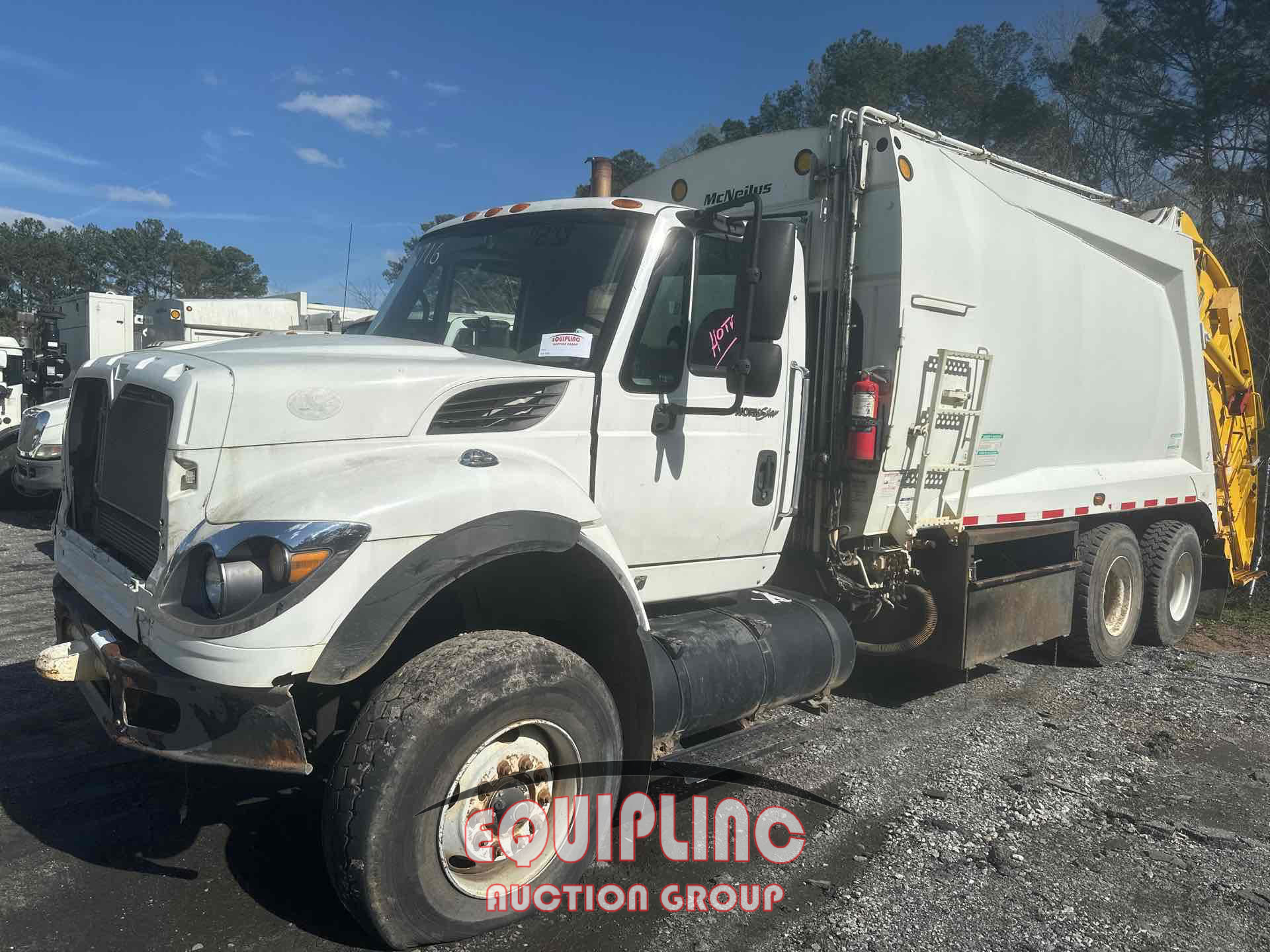 2009 International SF647