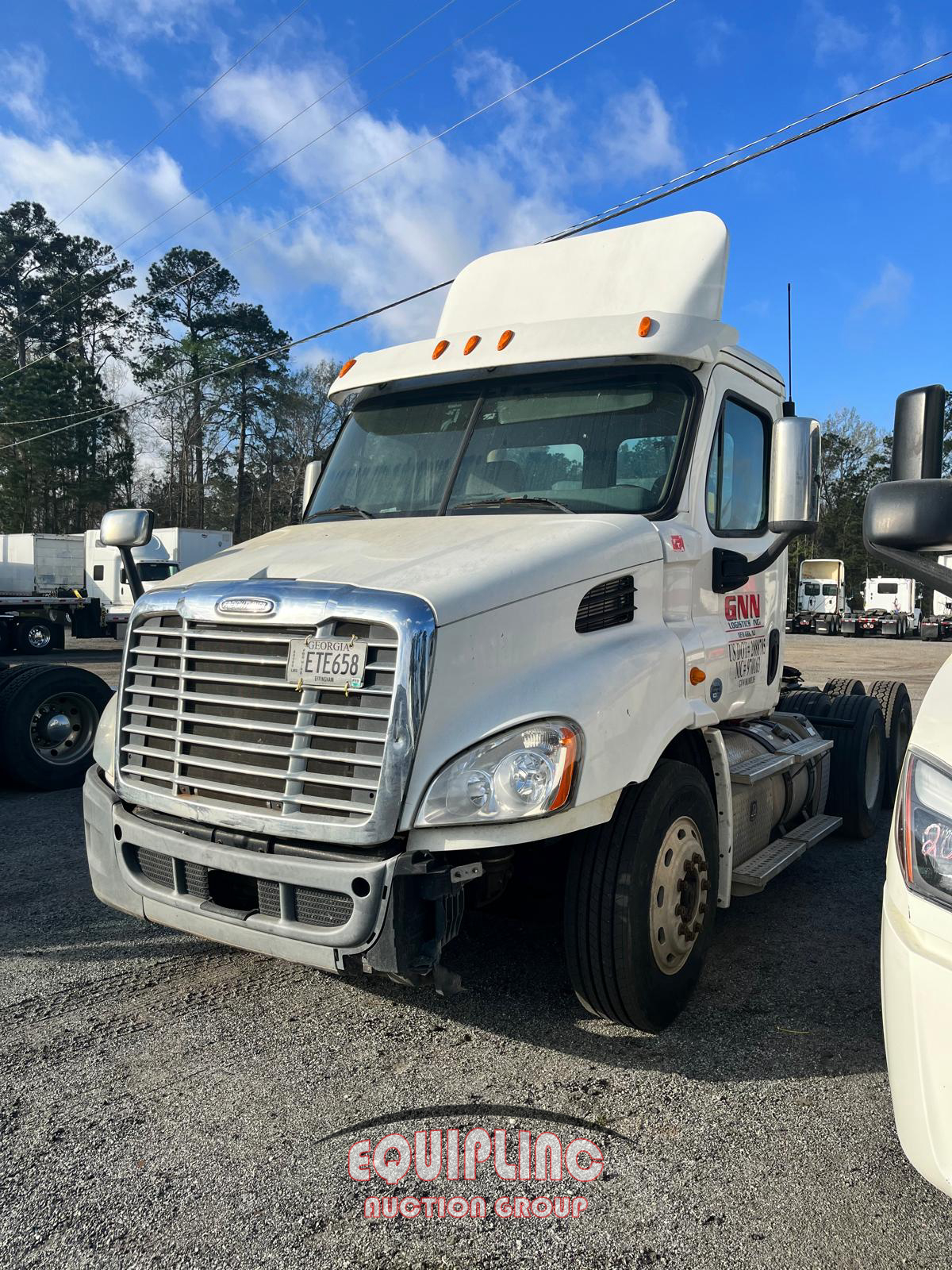 2013 Freightliner CASCADIA T/A 6X4 DAY CAB TRUCK