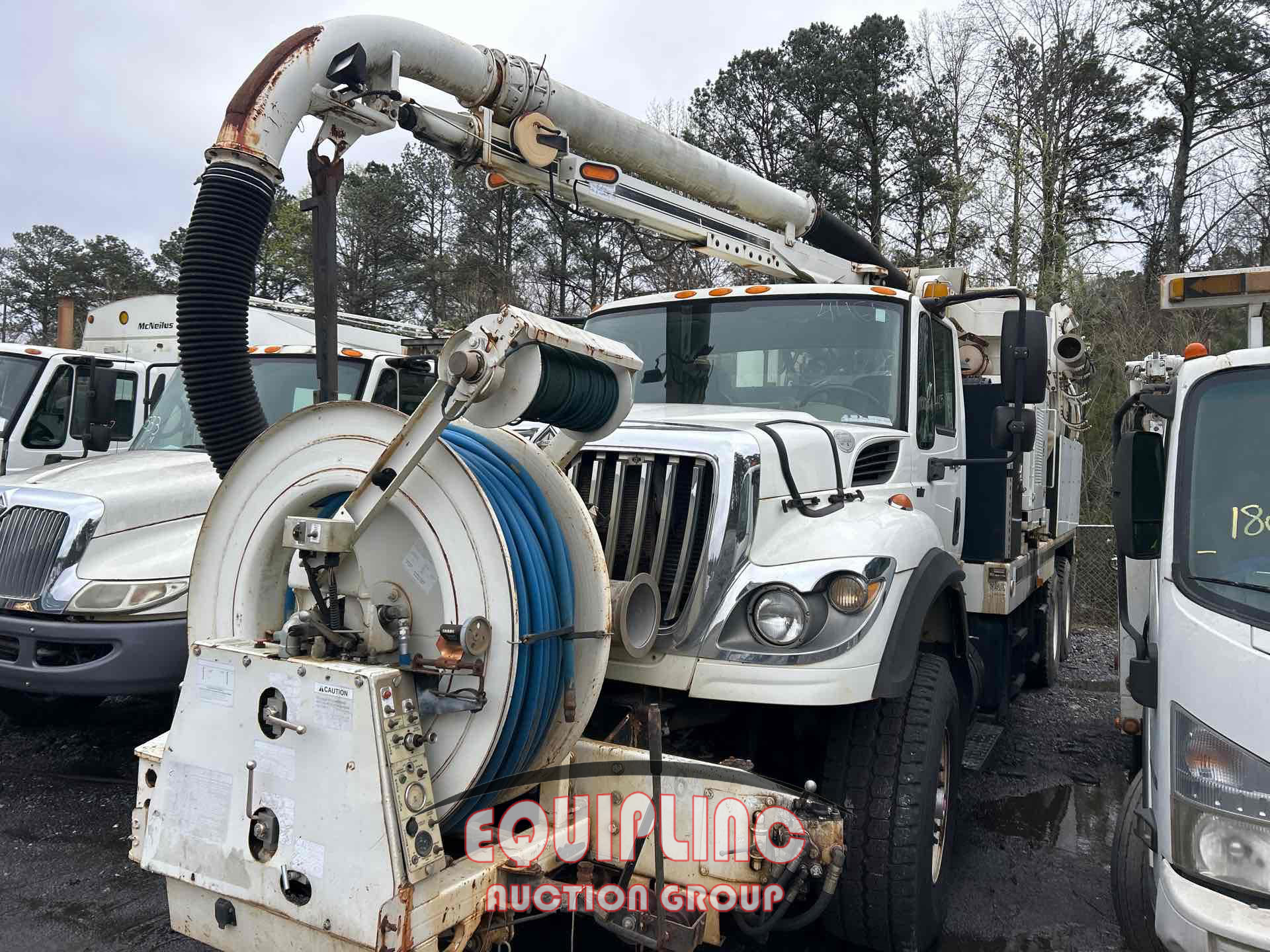 2009 International 7600 6X4 T/A VACUUM TRUCK