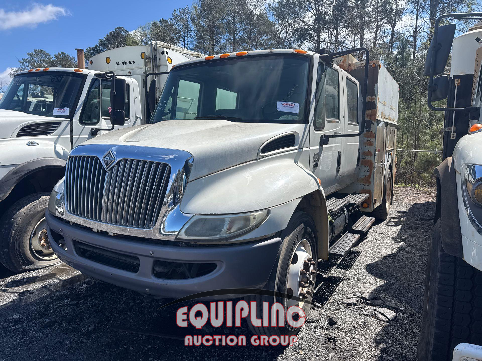 2007 International 4300 4x2 S/A UTILITY BODY