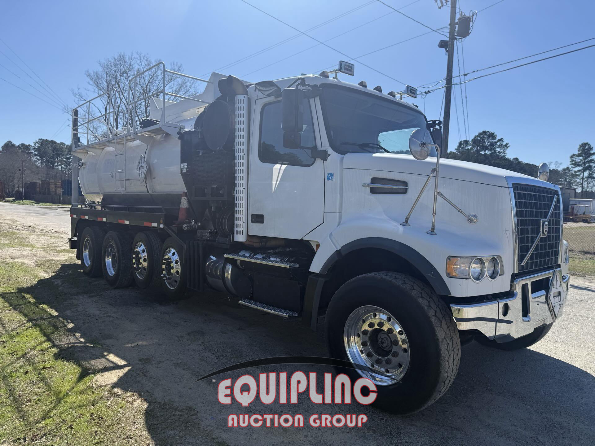 2007 VOLVO TRUCK VHD QUAD/A VACUUM TRUCK