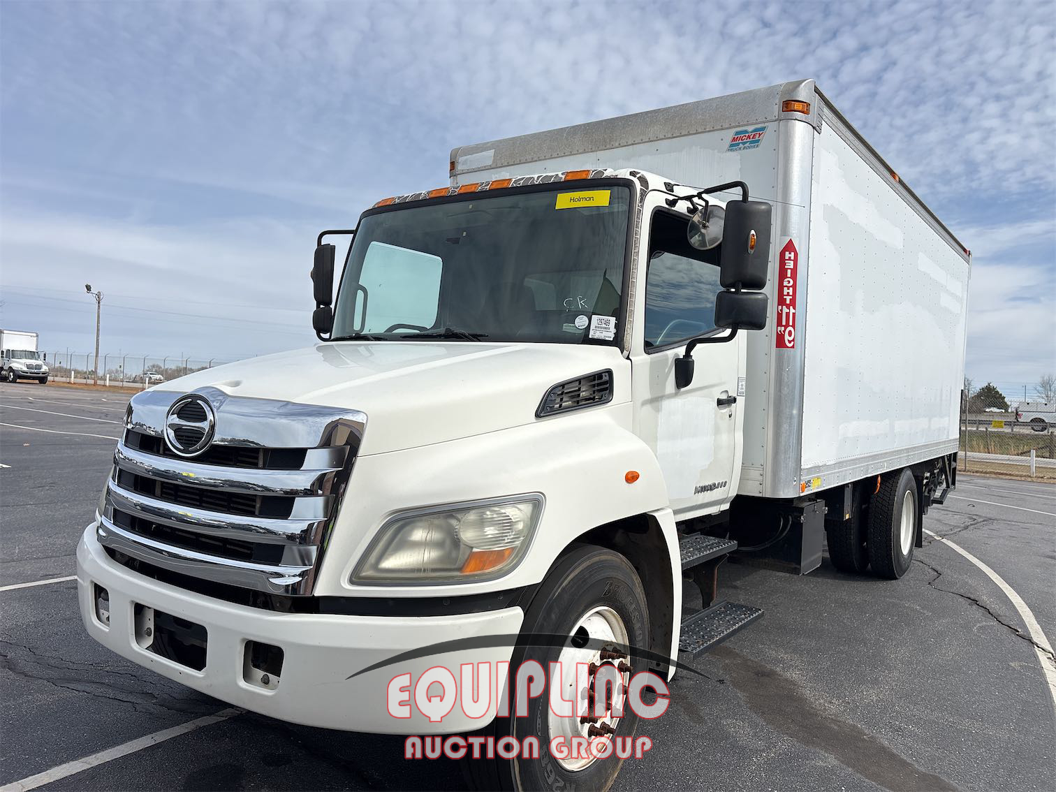2012 Hino 268 4X2 S/A BOX TRUCK
