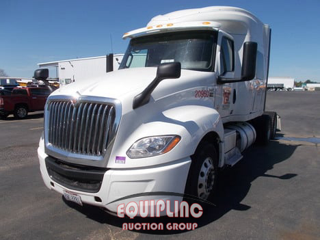 2020 International LT625 T/A SLEEPER TRUCK TRACTO