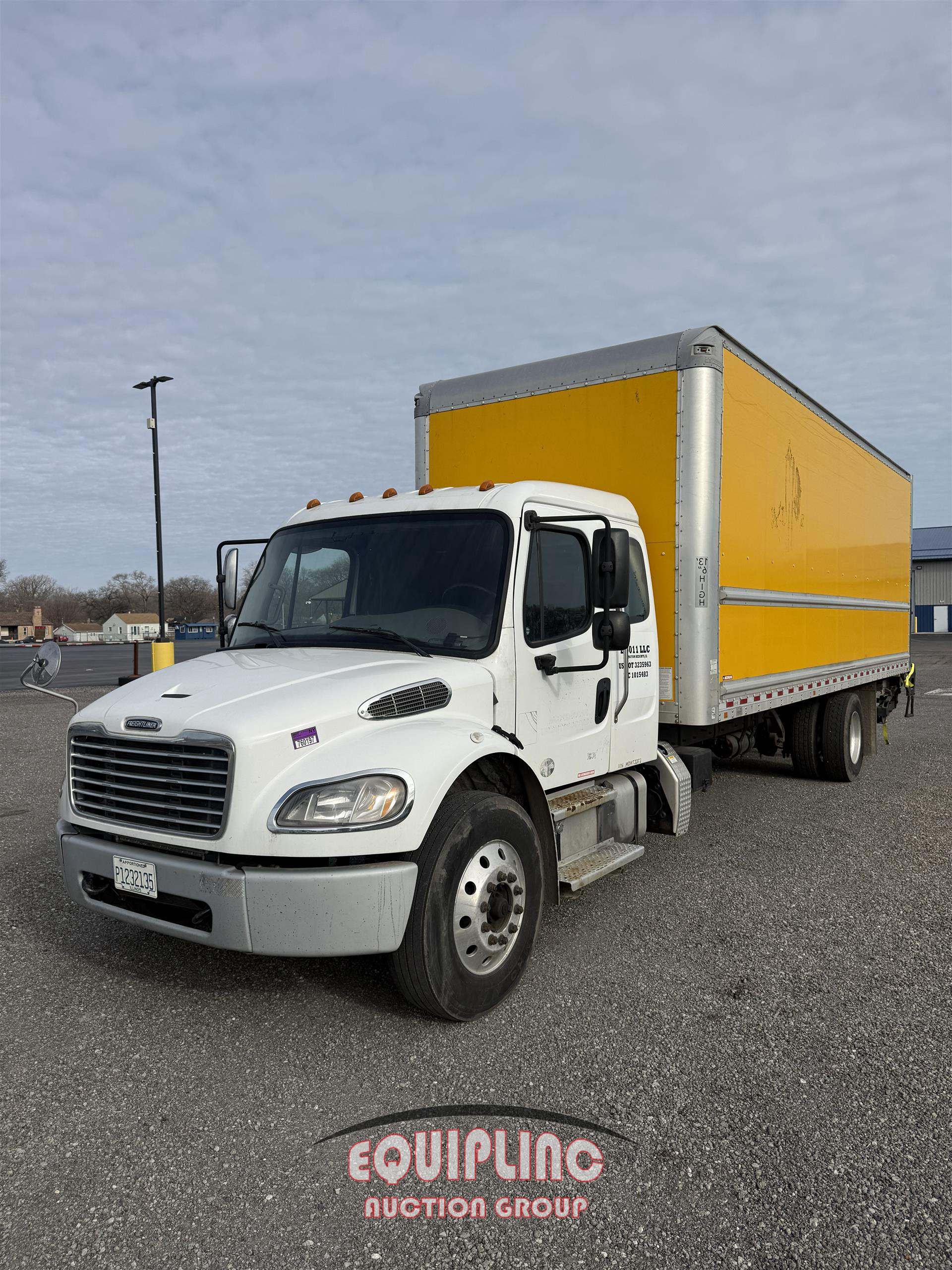 2021 Freightliner M2