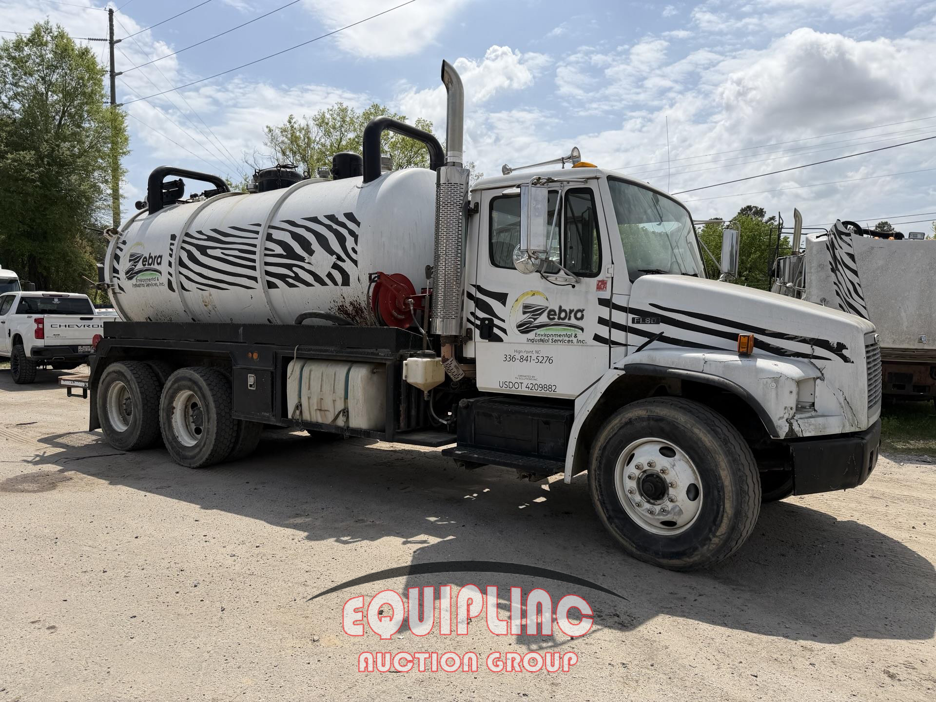 2001 Freightliner FL80 6X4 T/A VACUUM TRUCK