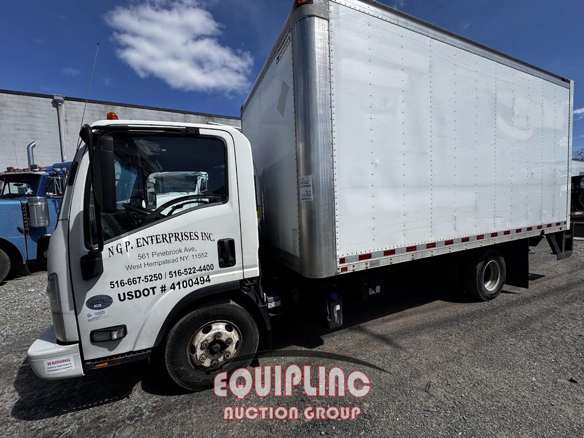 2015 Isuzu NPR 4X2 16FT BOX TRUCK