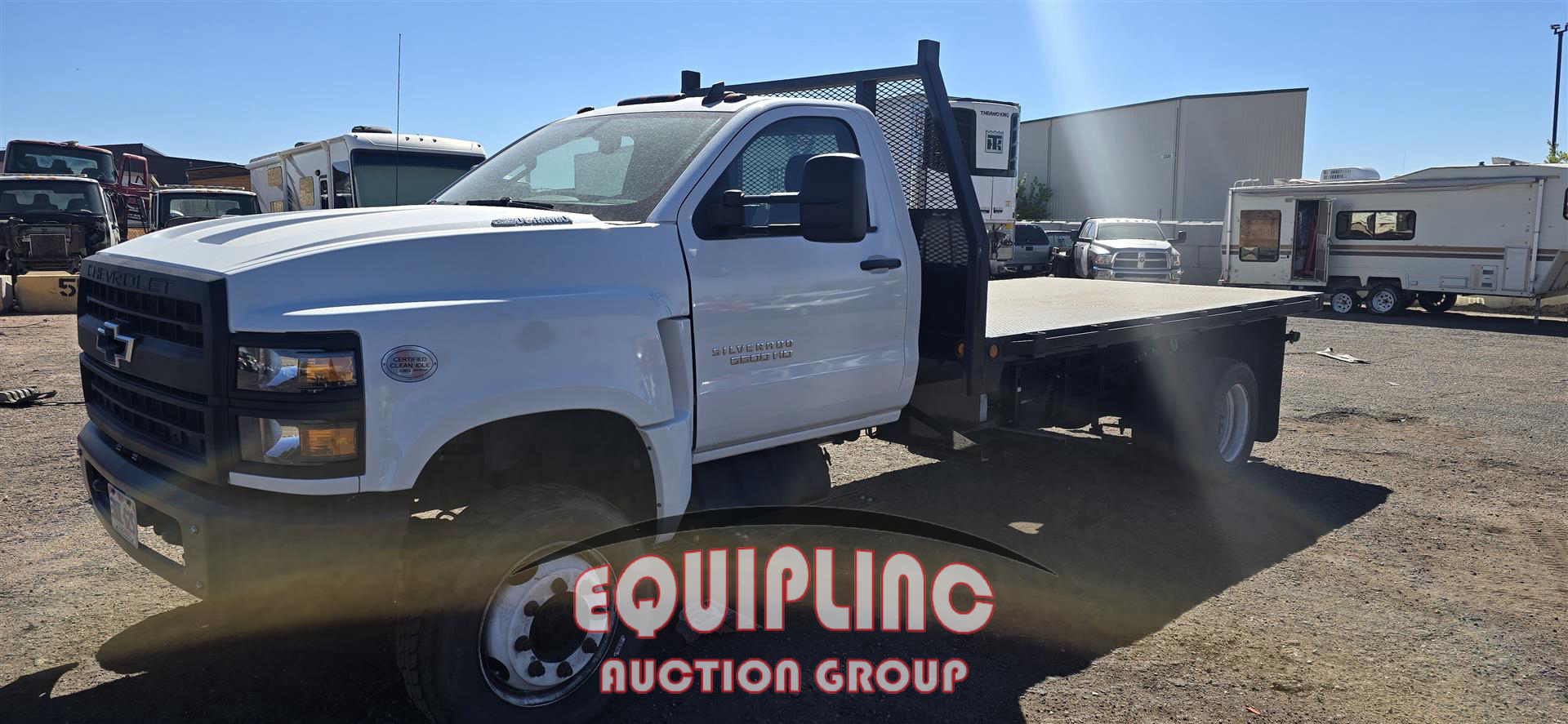 2022 Chevrolet GM515 SILVERADO 4X2 S/A FLATBE