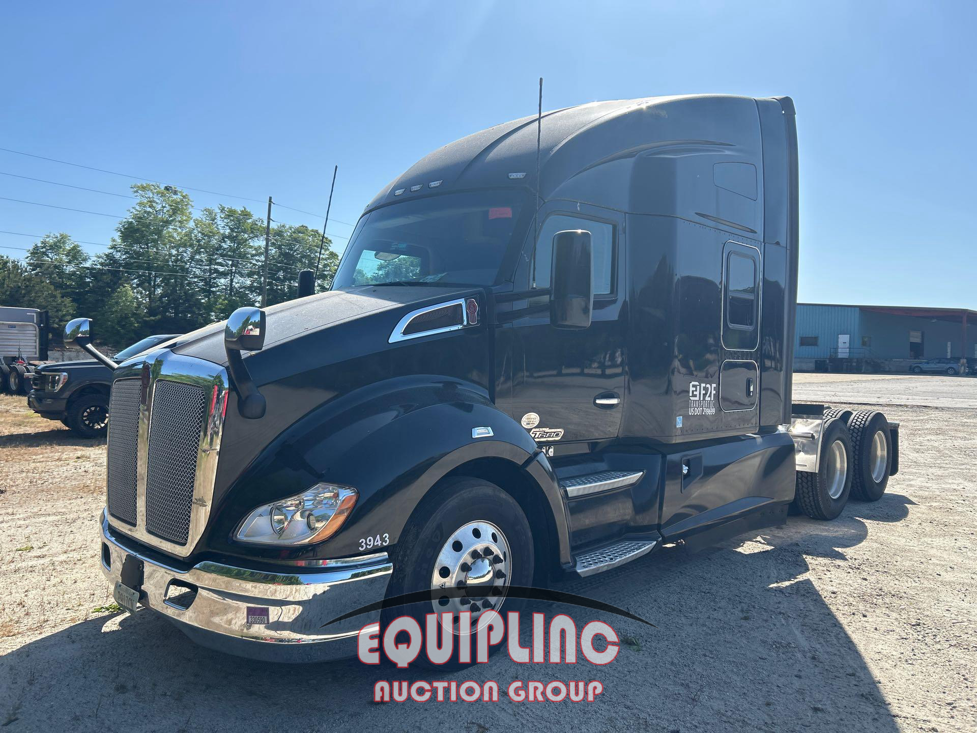 2019 Kenworth T680 6X4 T/A SLEEPER TRUCK TRA