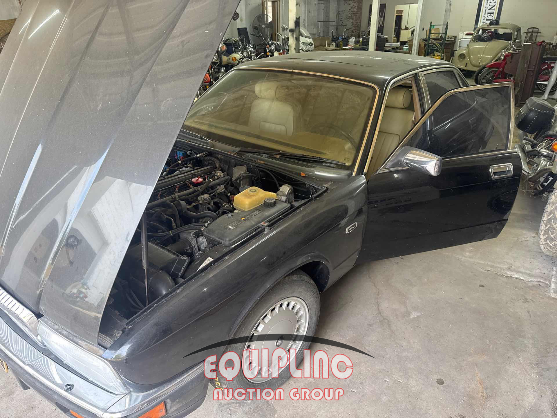 1993 JAGUAR Vanden Plas