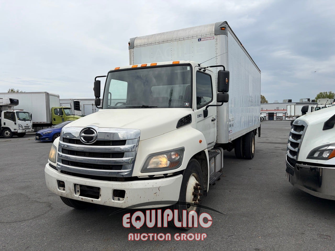 2014 Hino 268 4X2 S/A 24FT BOX TRUCK