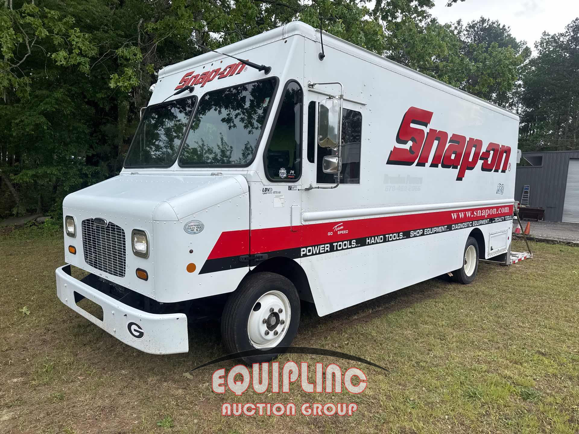 2013 Freightliner MT45 Chassis