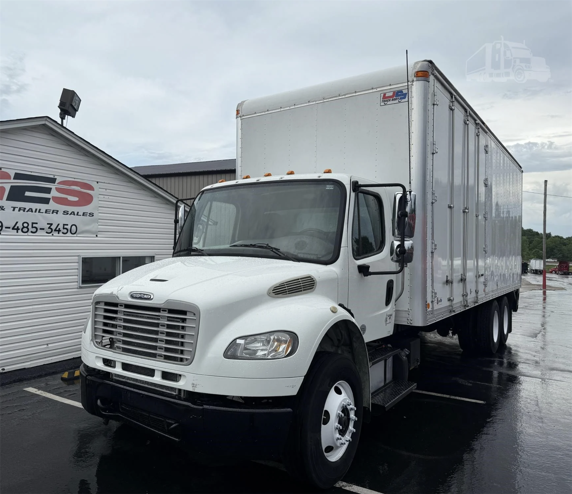 2015 Freightliner M2