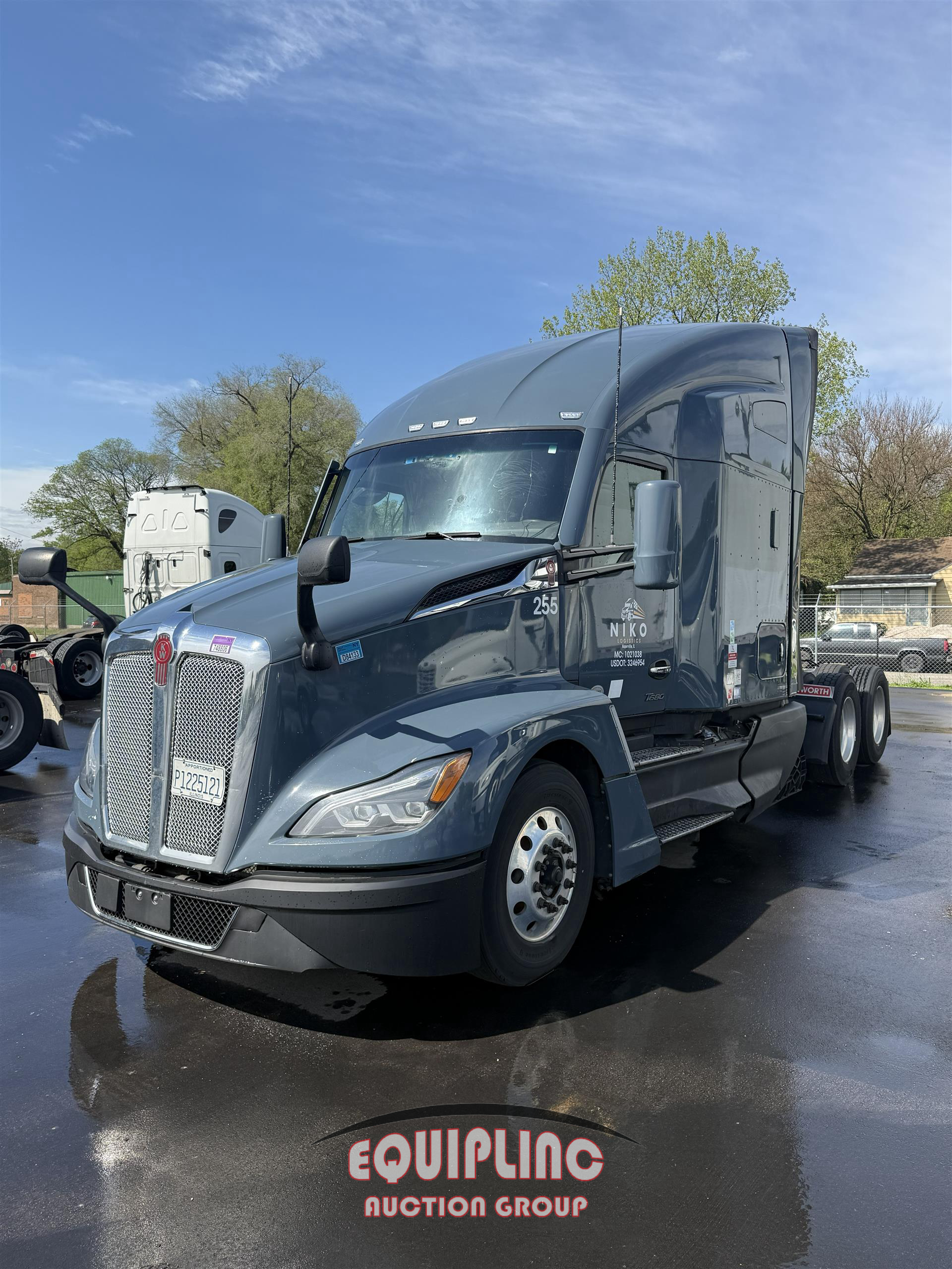 2023 Kenworth T680 6X4 T/A SLEEPER TRUCK TRA