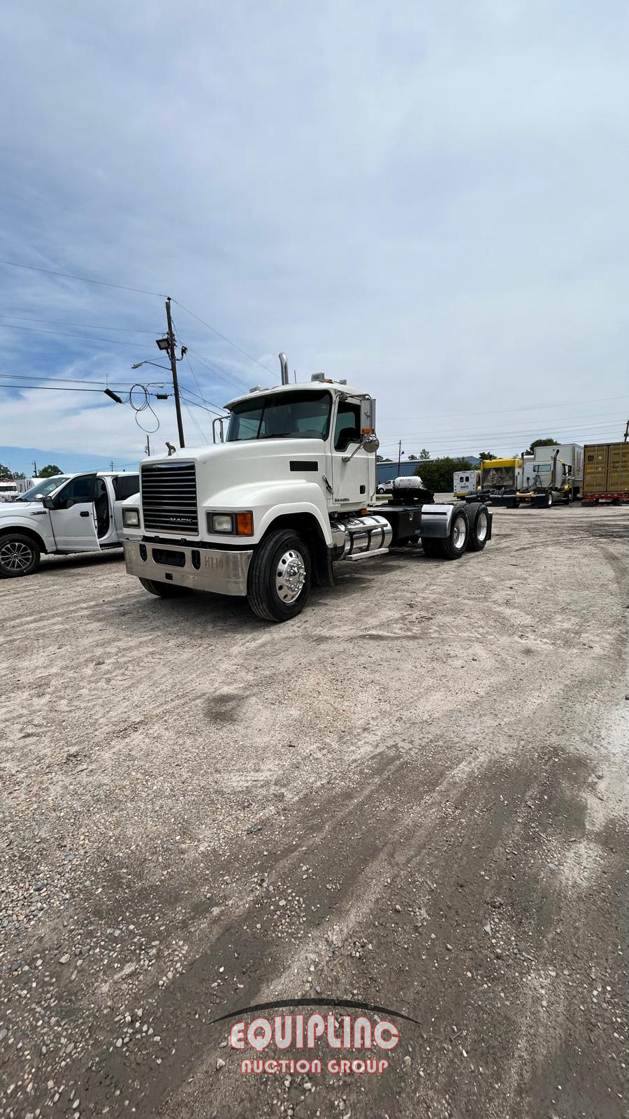 2008 Mack CHU613 6X4 T/A DAY CAB TRUCK T