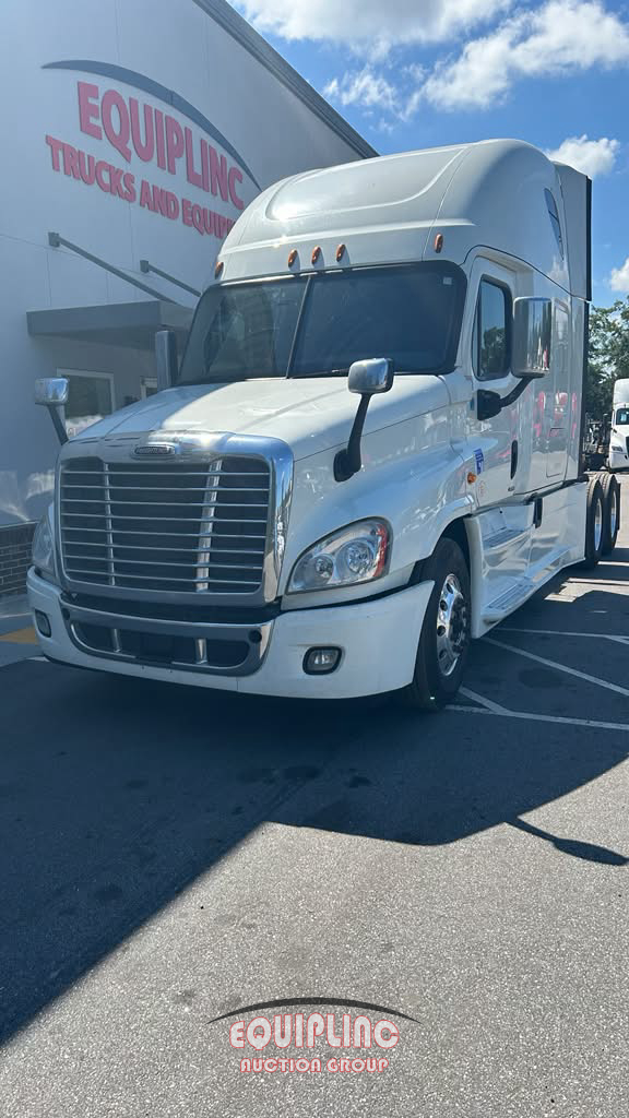 2018 Freightliner CASCADIA