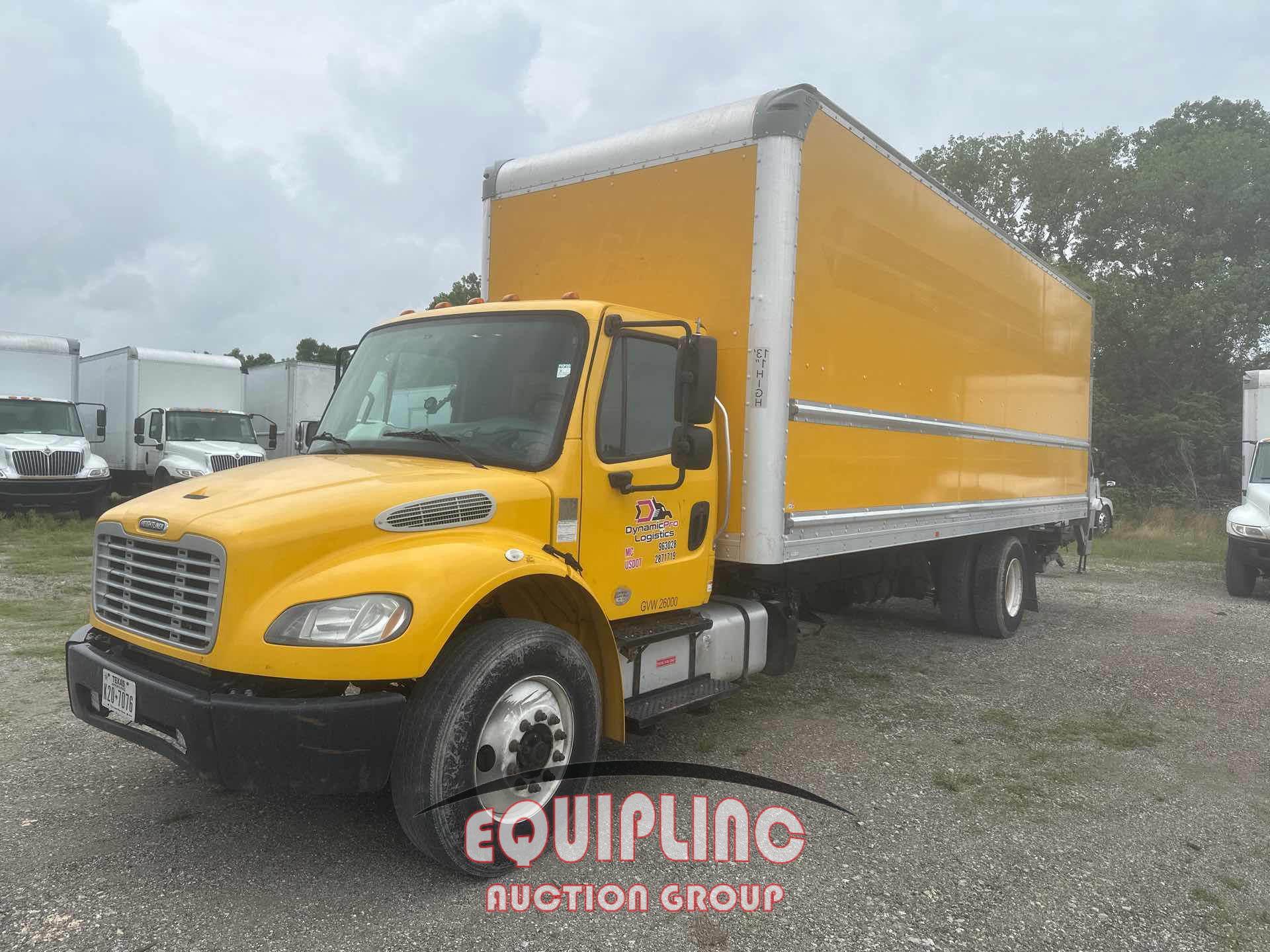 2018 Freightliner M2 4X2 S/A 26FT NON CDL BOX TR